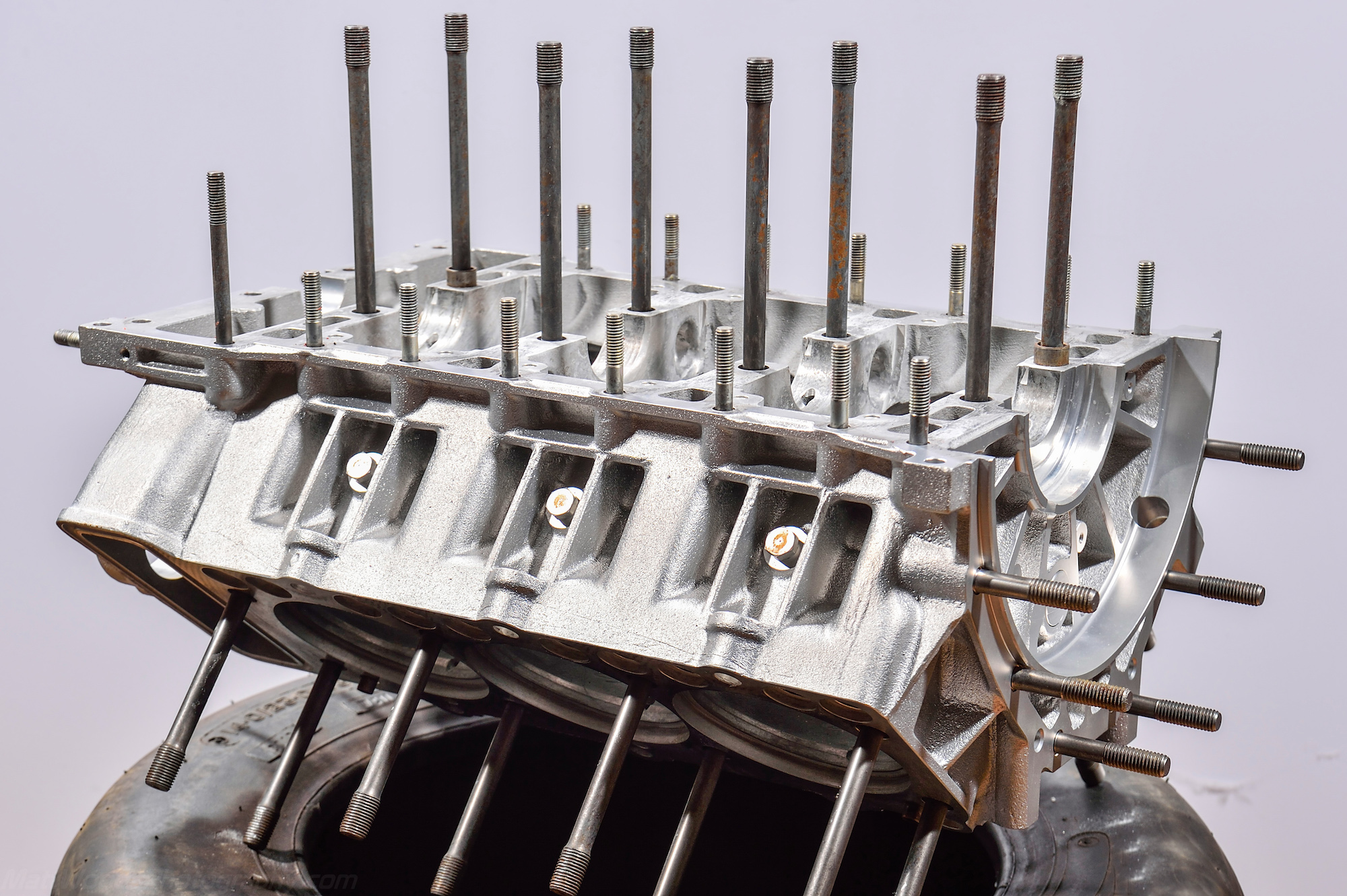 1984 MCLAREN MP4/2 PORSCHE-TAG F1 ENGINE