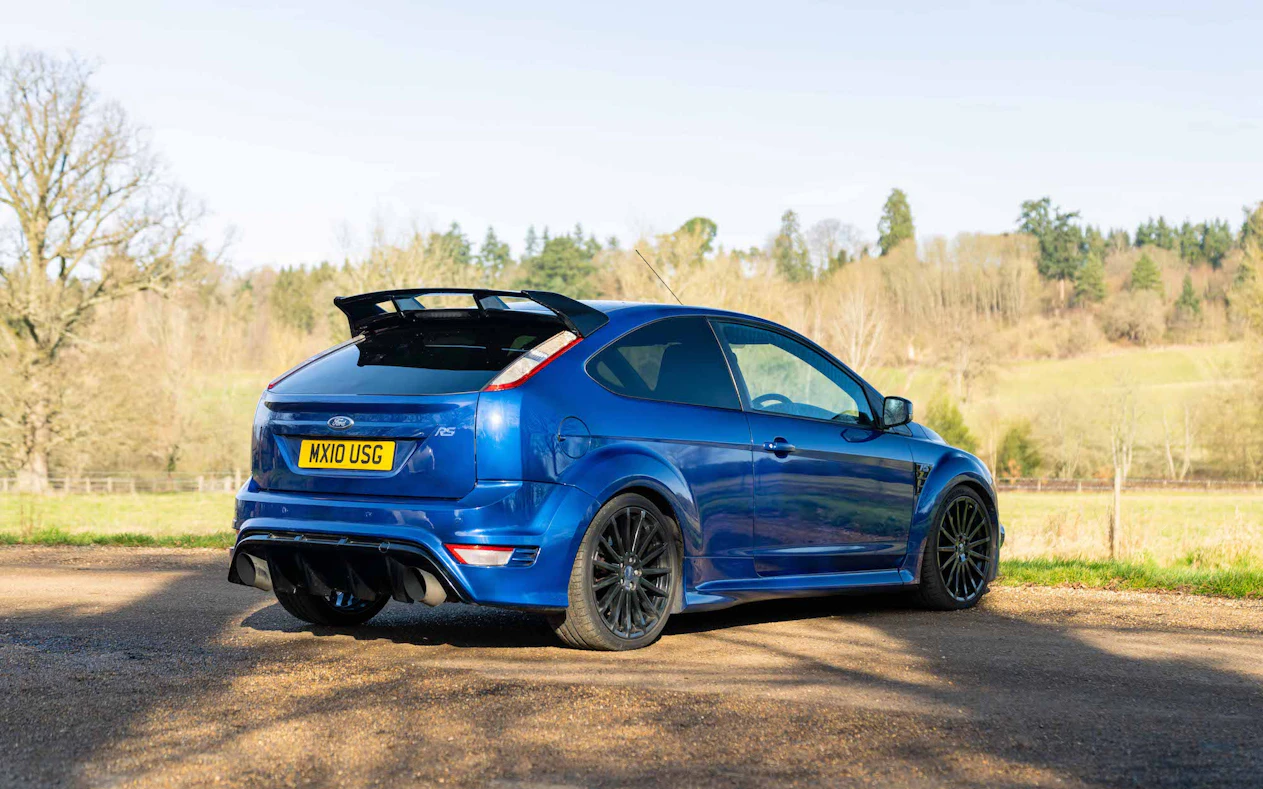 OTTO-MOBILE OT1009 Scale 1/18 | FORD ENGLAND FOCUS RS MKII 2010 - 24h LE MANS TRIBUTE WHITE BLACK OTTO-MOBILE OT1009 Scale 1/18 | FORD ENGLAND FOCUS RS MKII 2010 - 24h LE MANS TRIBUTE WHITE BLACK