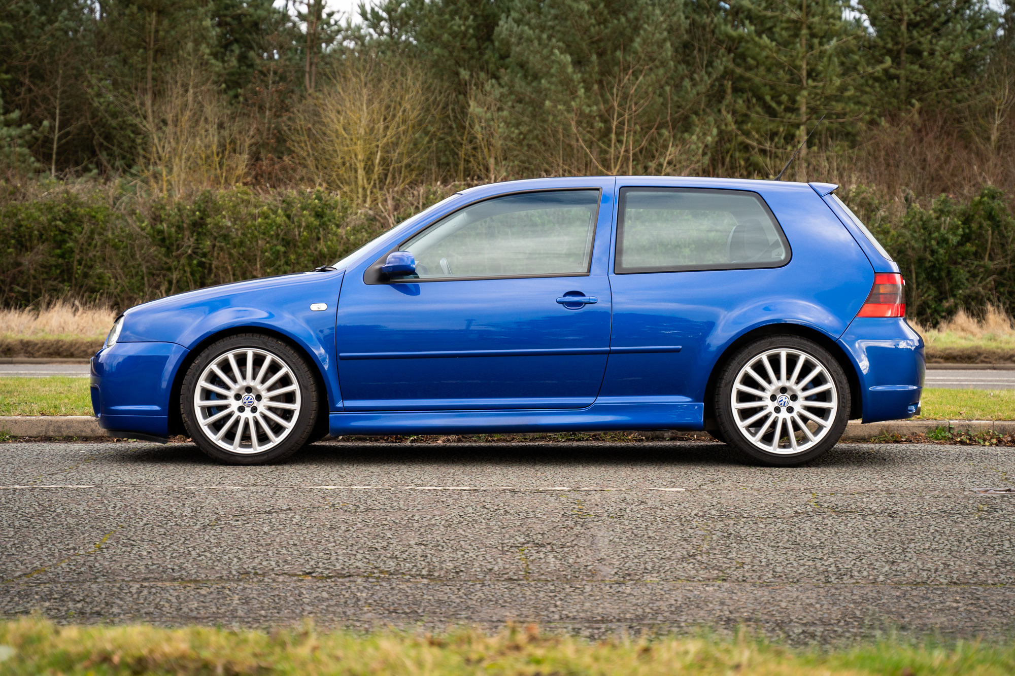 2003 VOLKSWAGEN GOLF (MK4) R32