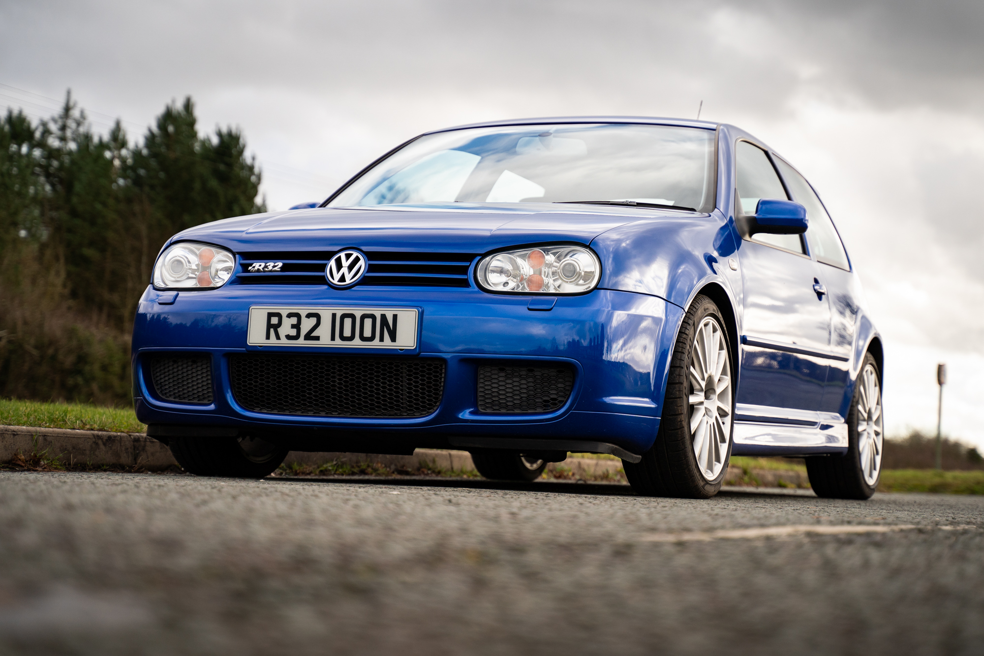 2003 VOLKSWAGEN GOLF (MK4) R32