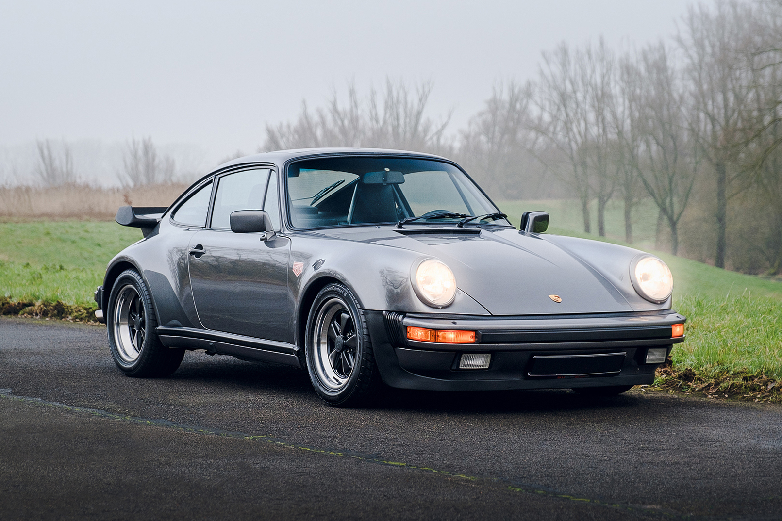 1986 PORSCHE 911 (930) TURBO