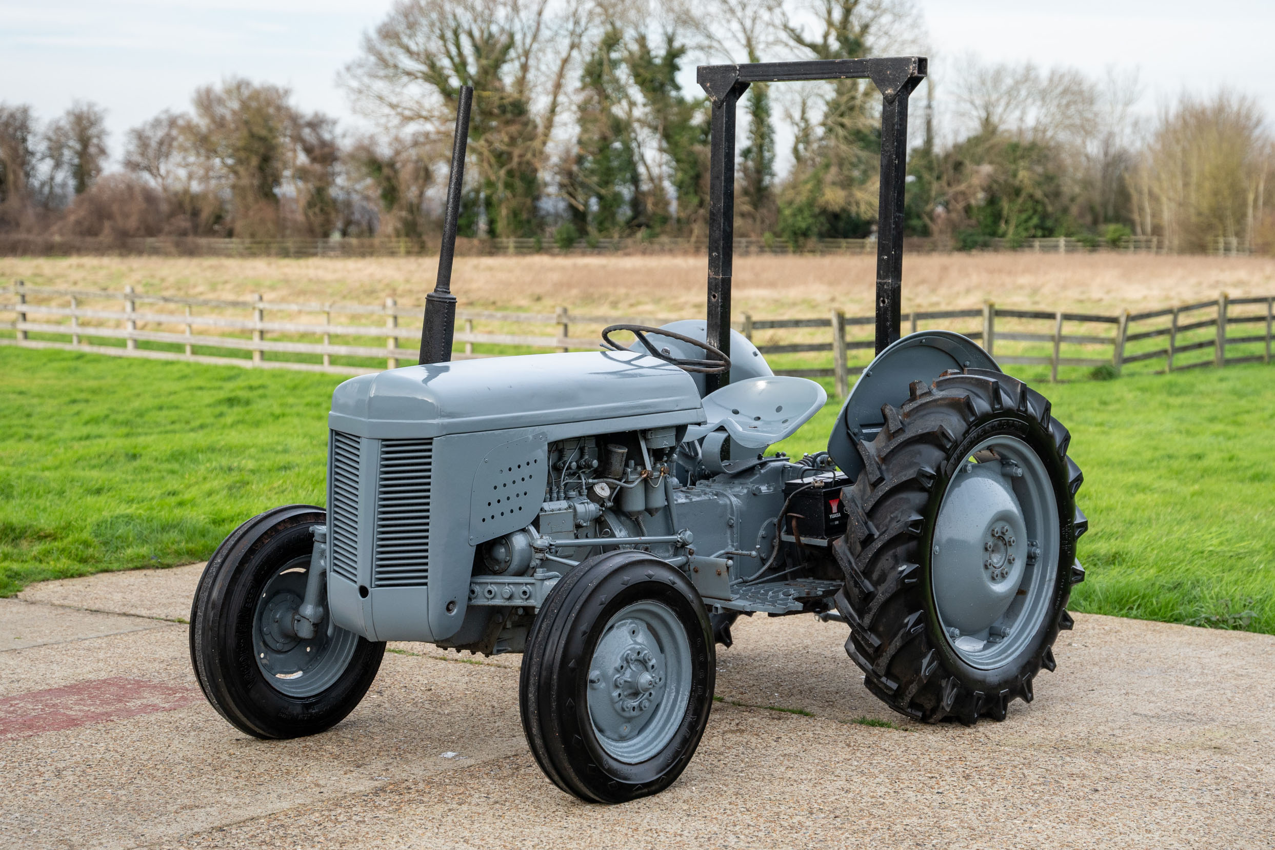 1954 MASSEY FERGUSON TEF-20