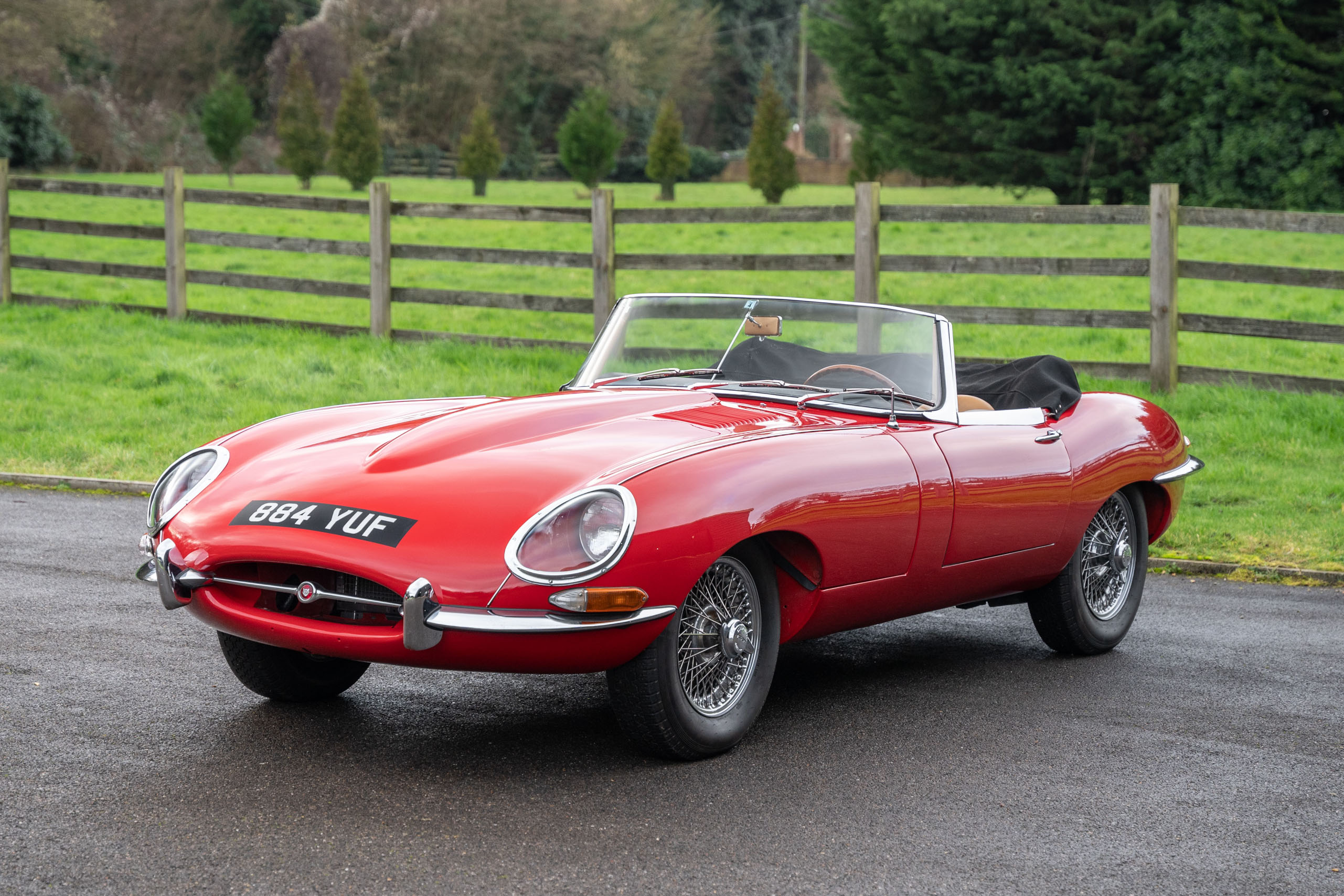 1961 JAGUAR E-TYPE SERIES 1 3.8 ‘FLAT FLOOR’ ROADSTER