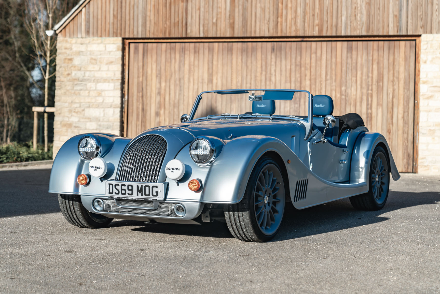 2019 MORGAN PLUS SIX - 599 MILES