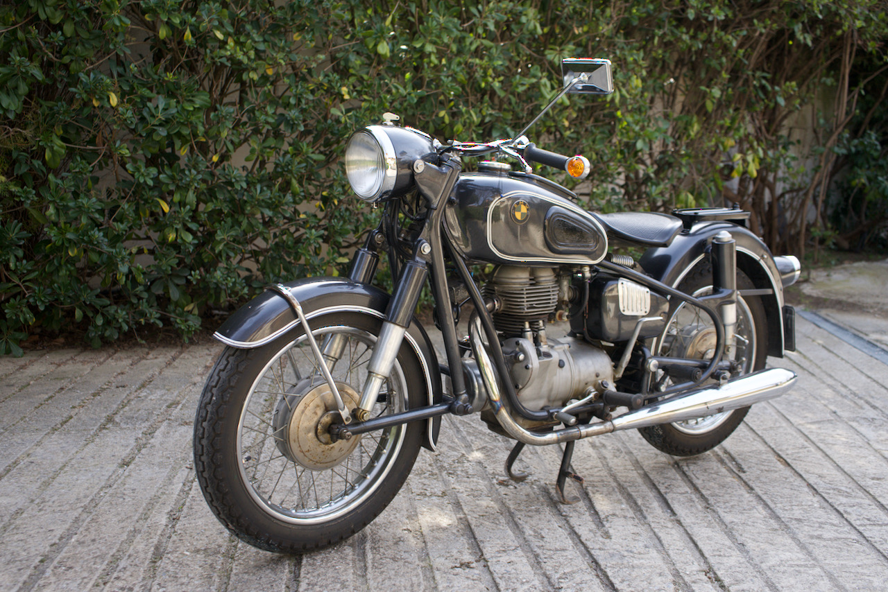 1957 BMW R26