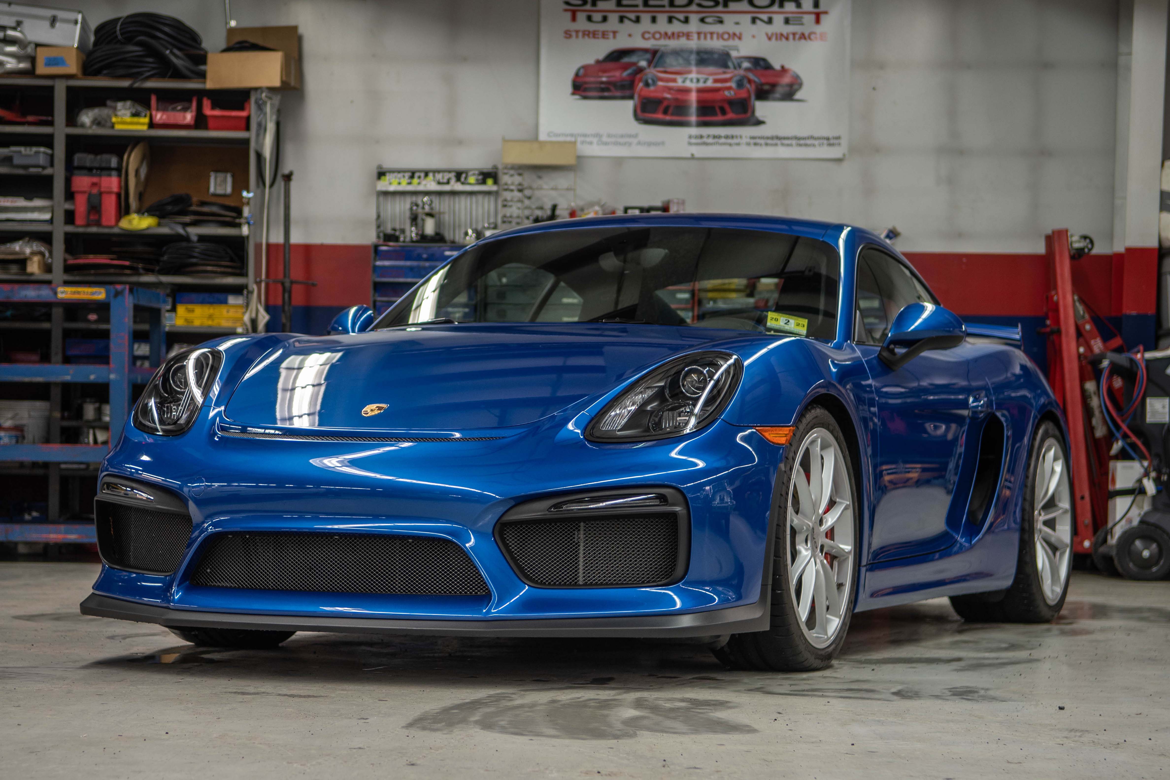 2016 PORSCHE (981) CAYMAN GT4 - 4,460 MILES