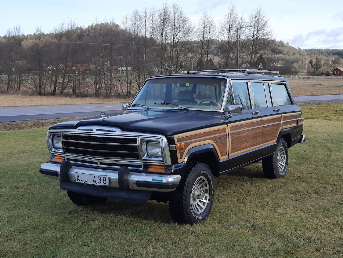 1990 JEEP GRAND WAGONEER