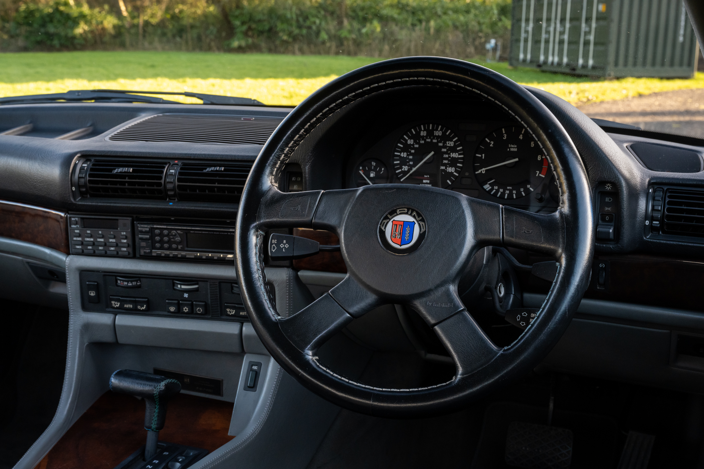 オートパーツエージェンシー ブレーキディスク BMW ALPINA E32 B12 5.0