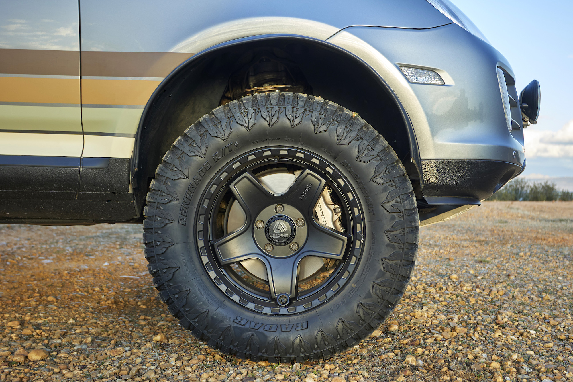 2009 PORSCHE CAYENNE S OVERLAND