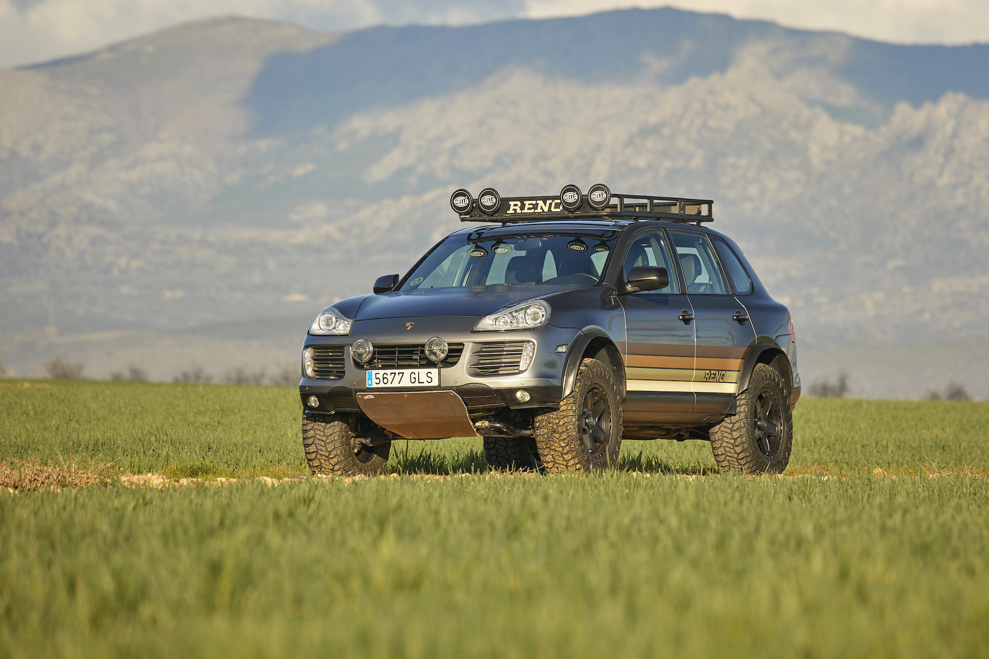 2009 PORSCHE CAYENNE S OVERLAND