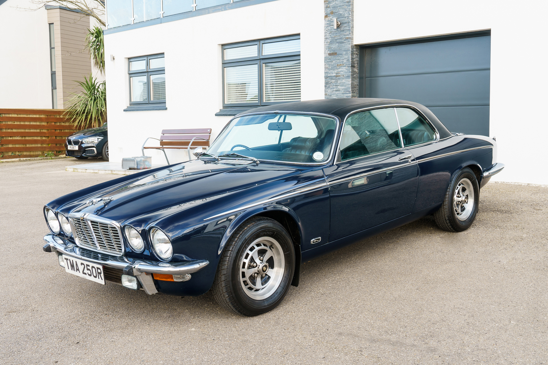 1976 JAGUAR XJ-C 4.2 COUPE