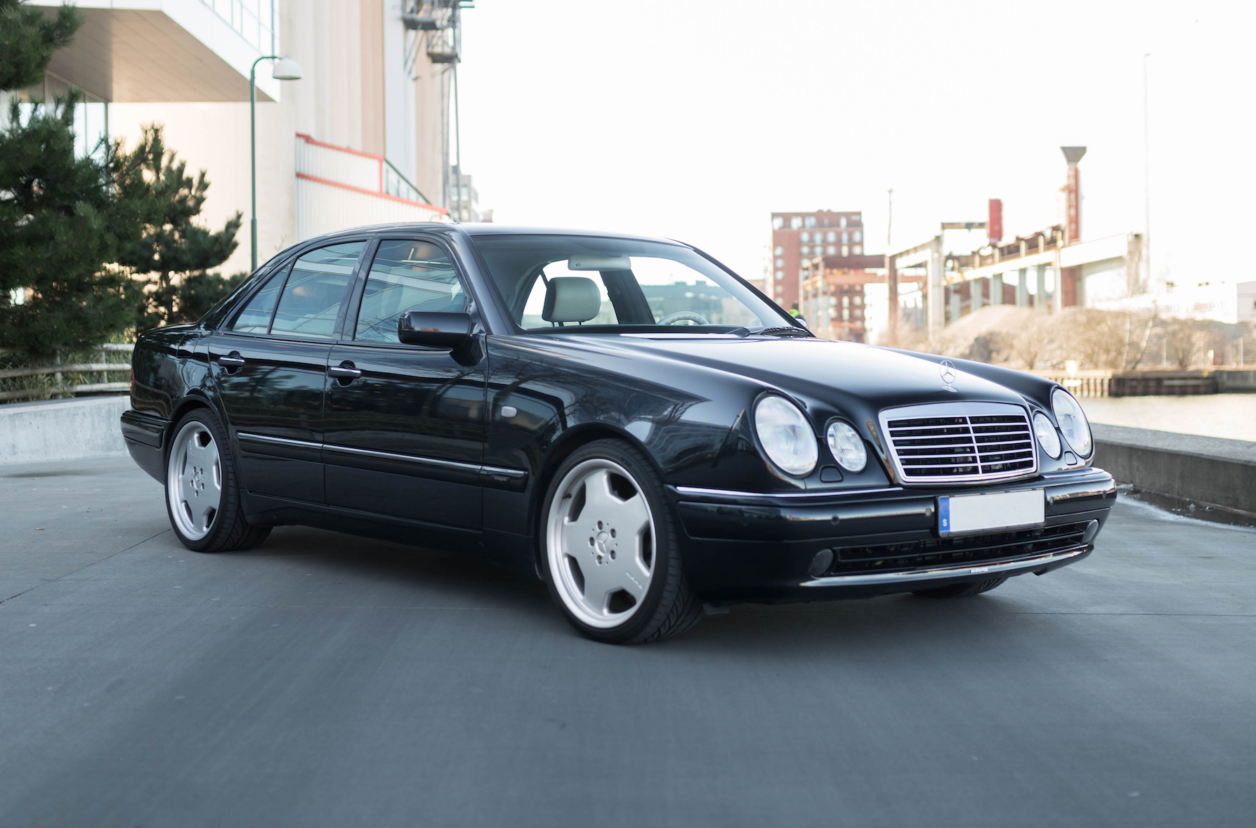 1999 MERCEDES-BENZ (W210) E55 AMG