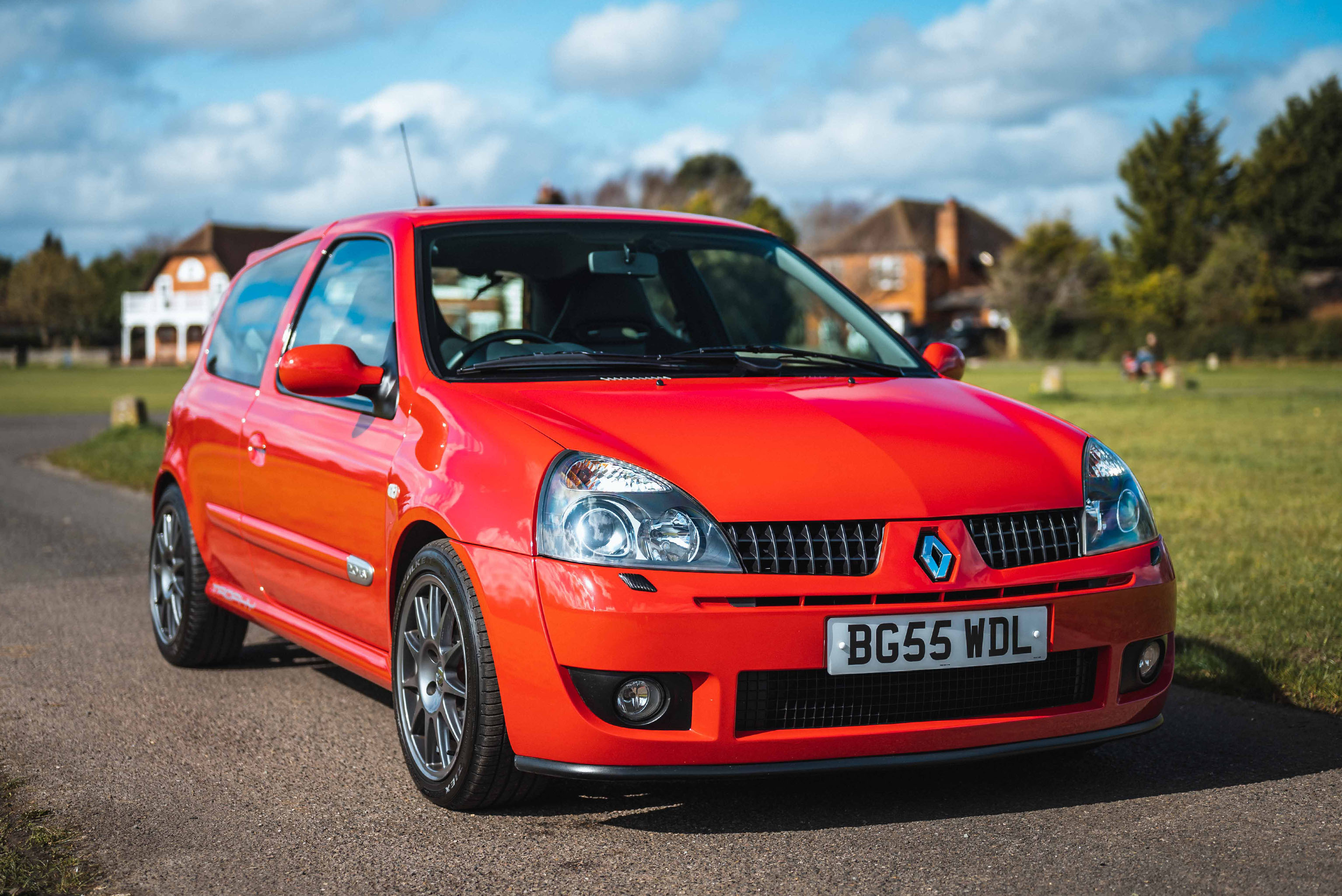 2005 RENAULTSPORT CLIO 182 TROPHY