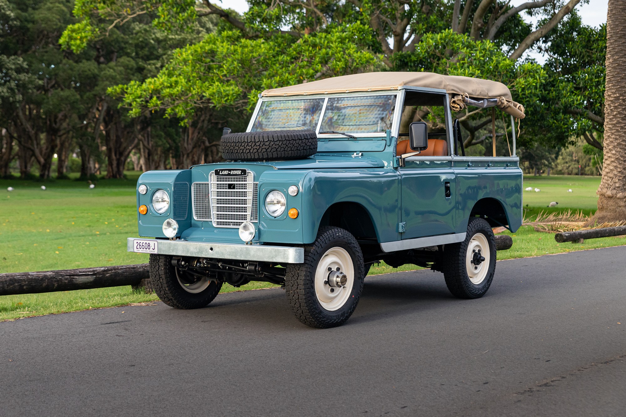 1972 LAND ROVER SERIES III 88"