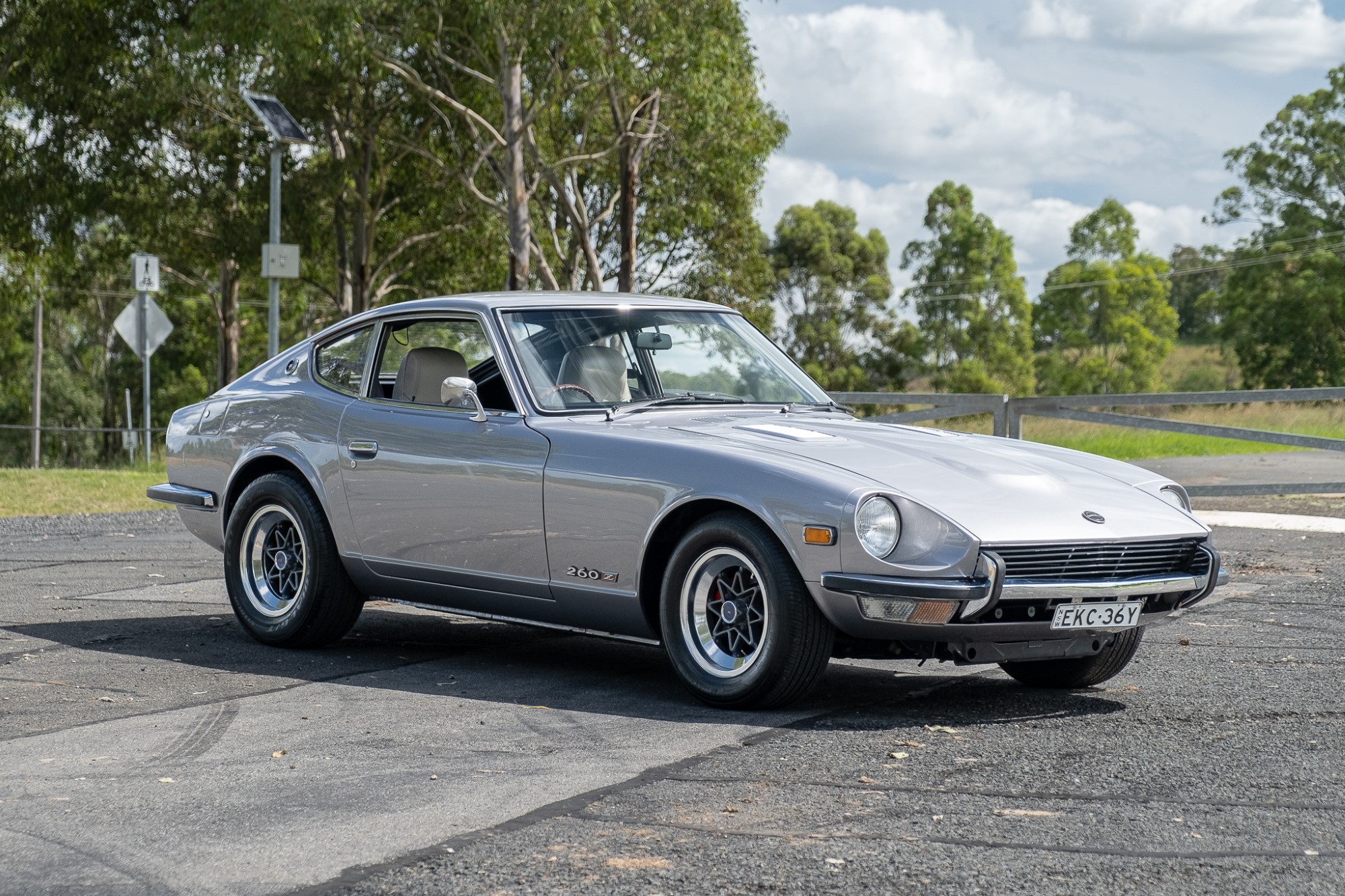 1977 DATSUN 260Z