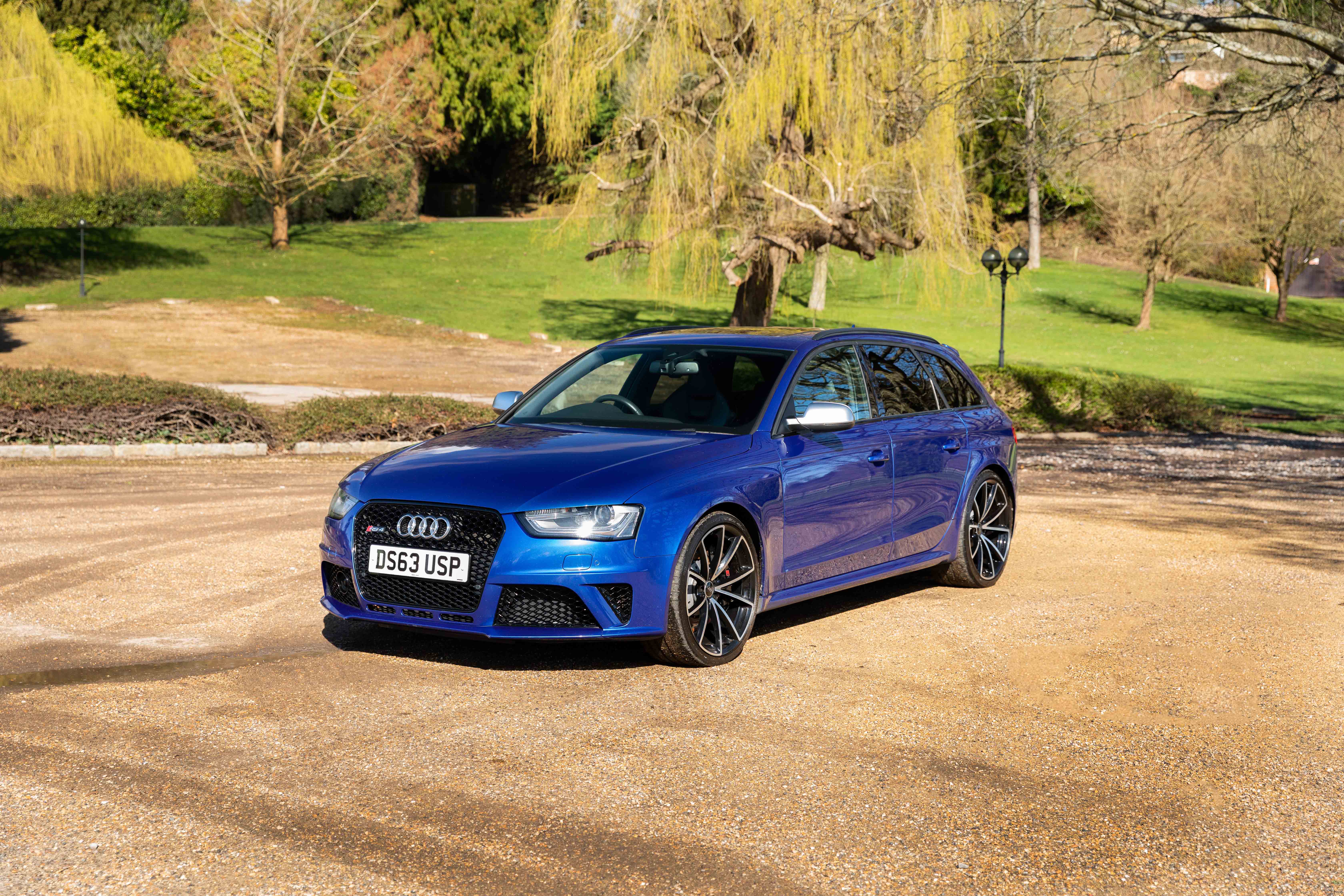 2014 AUDI RS4 AVANT for sale by auction in Basingstoke, Hampshire ...