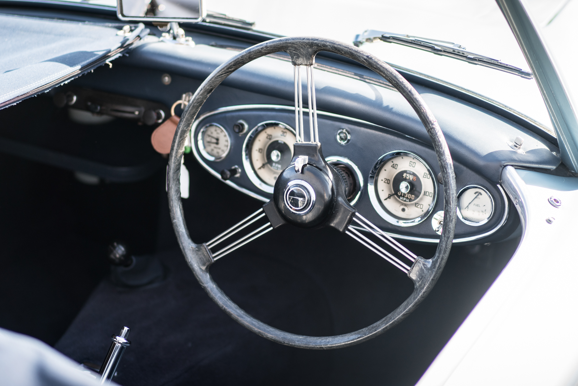1958 Austin Healey 100 Six 2 Seat Roadster 40 MIL Refrigerator Magnet 