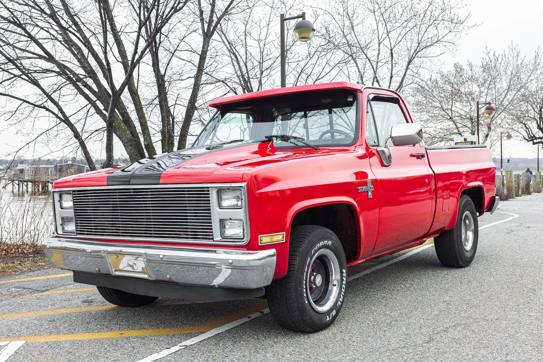 1987 CHEVROLET C10 SILVERADO SHORTBED