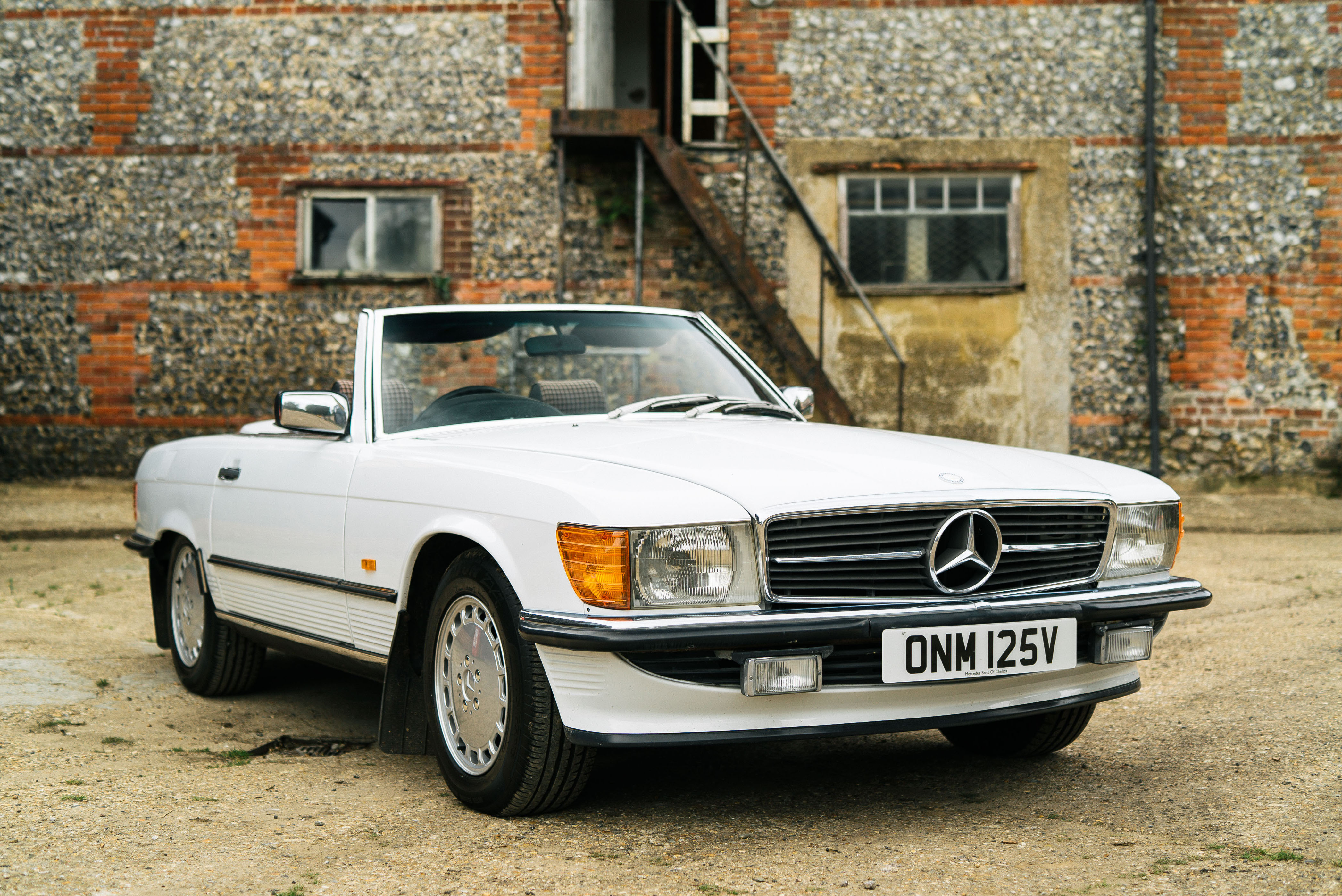 1980 MERCEDES-BENZ (R107) 350 SL