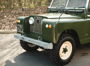 CHARITY AUCTION - 1971 LAND ROVER SERIES IIA 88"