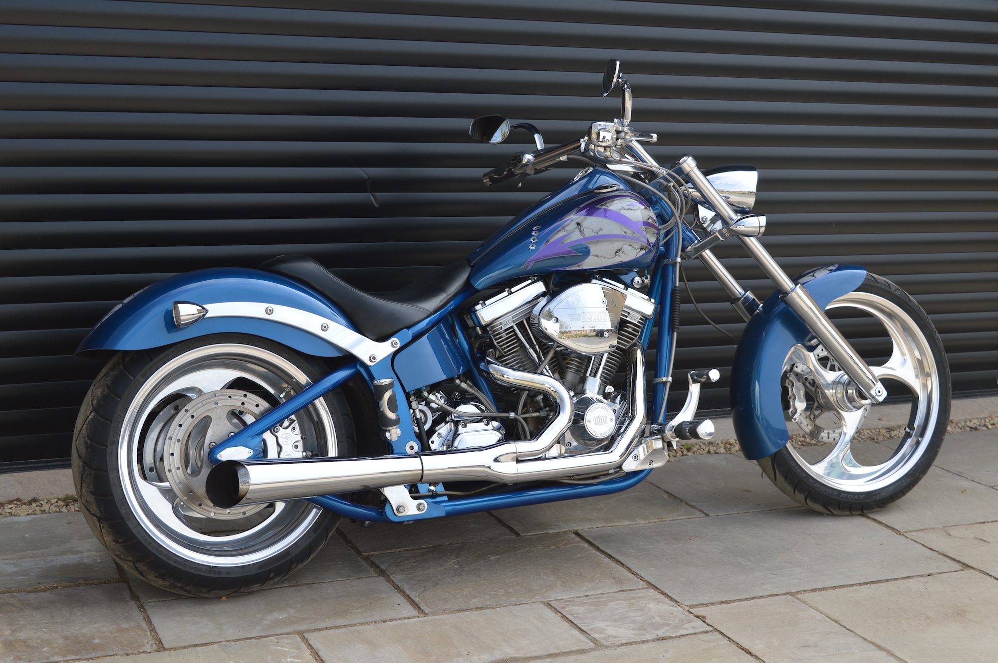 2004 big dog mastiff