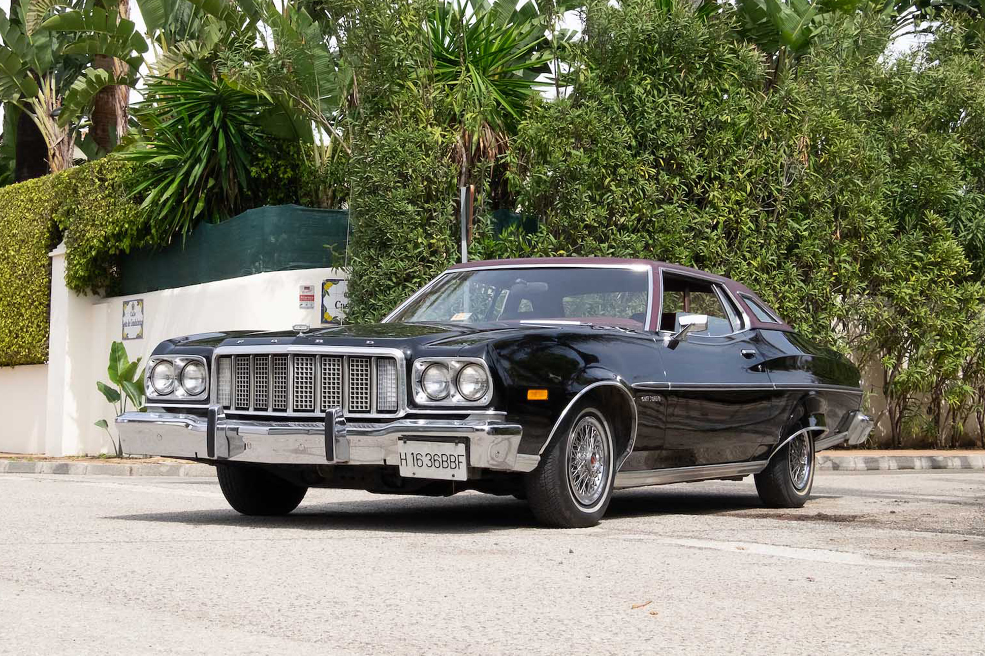 1974 FORD GRAN TORINO BROUGHAM