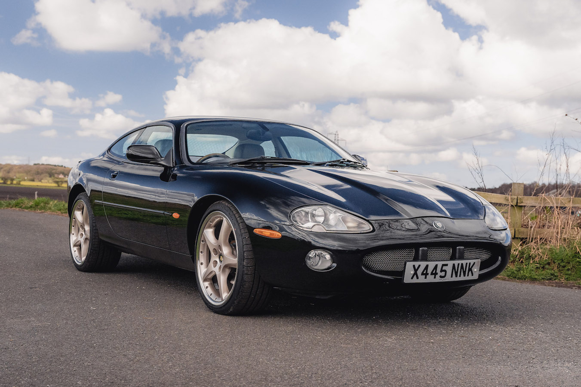 2000 JAGUAR XK8 4.0