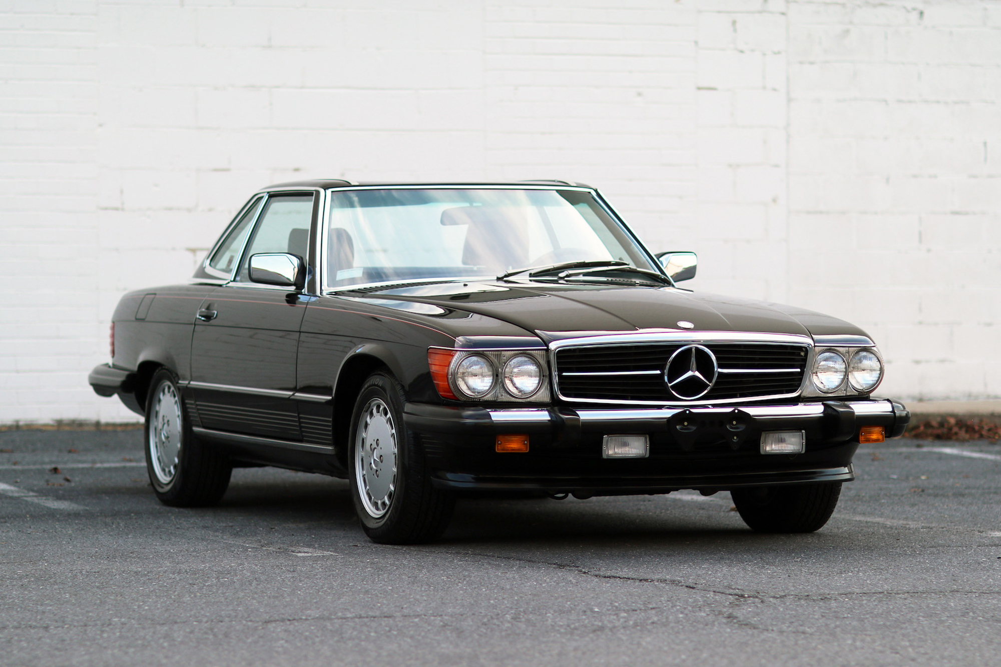 1989 MERCEDES-BENZ (R107) 560 SL