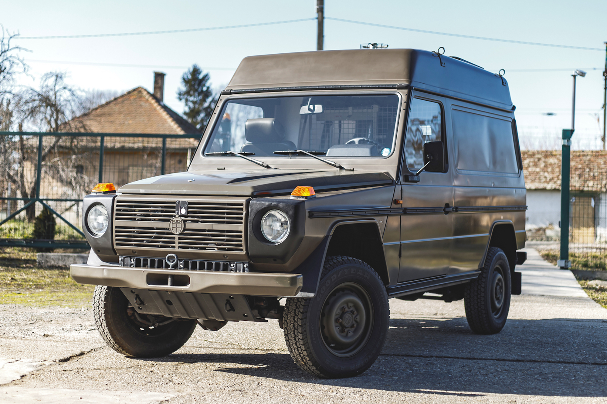 1996 MERCEDES-BENZ (W461) 230 GE LWB MILITARY - 5,616 KM