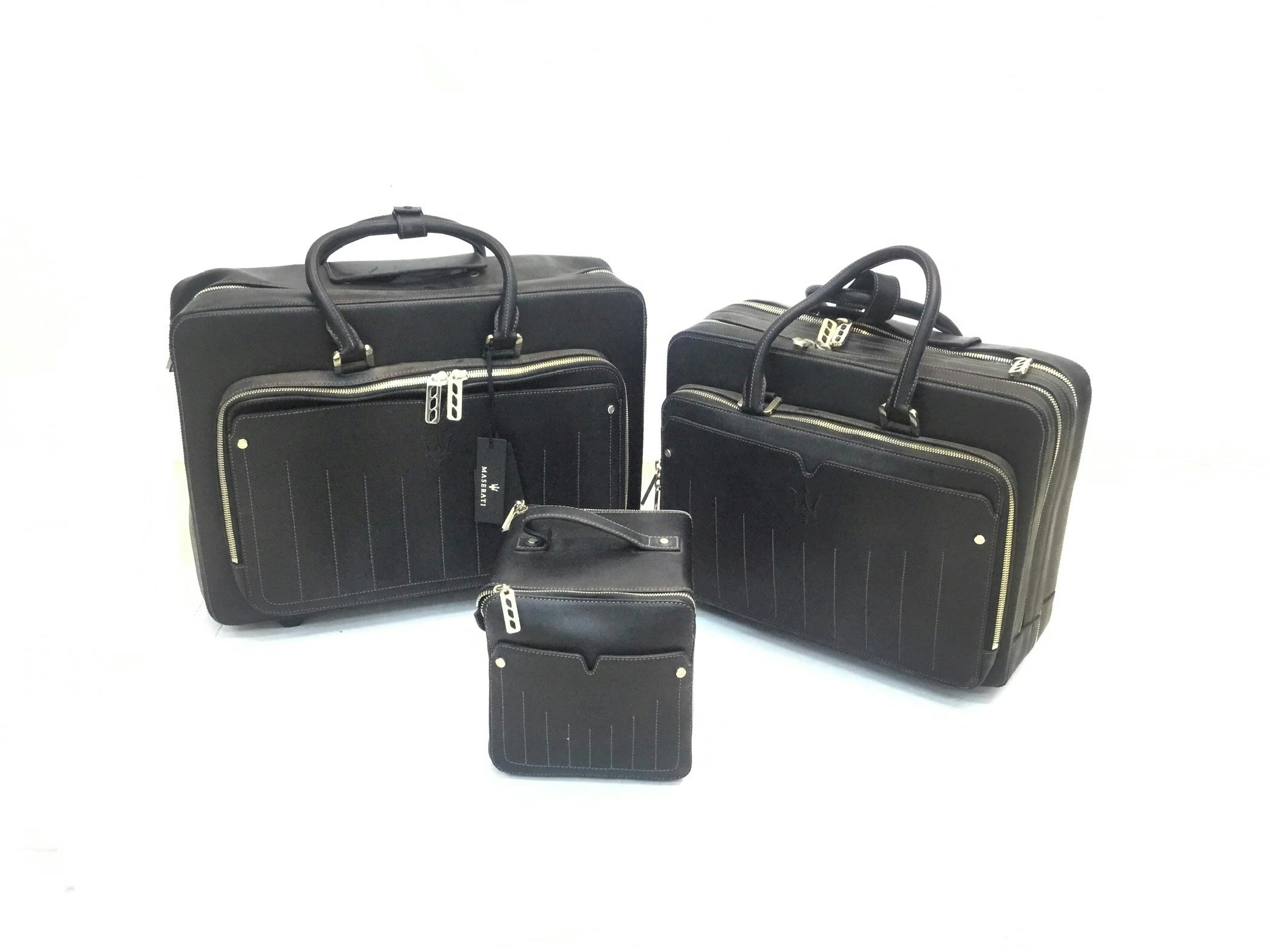 Quattroporte (from MY2013) Luggage set beige leather/black lining