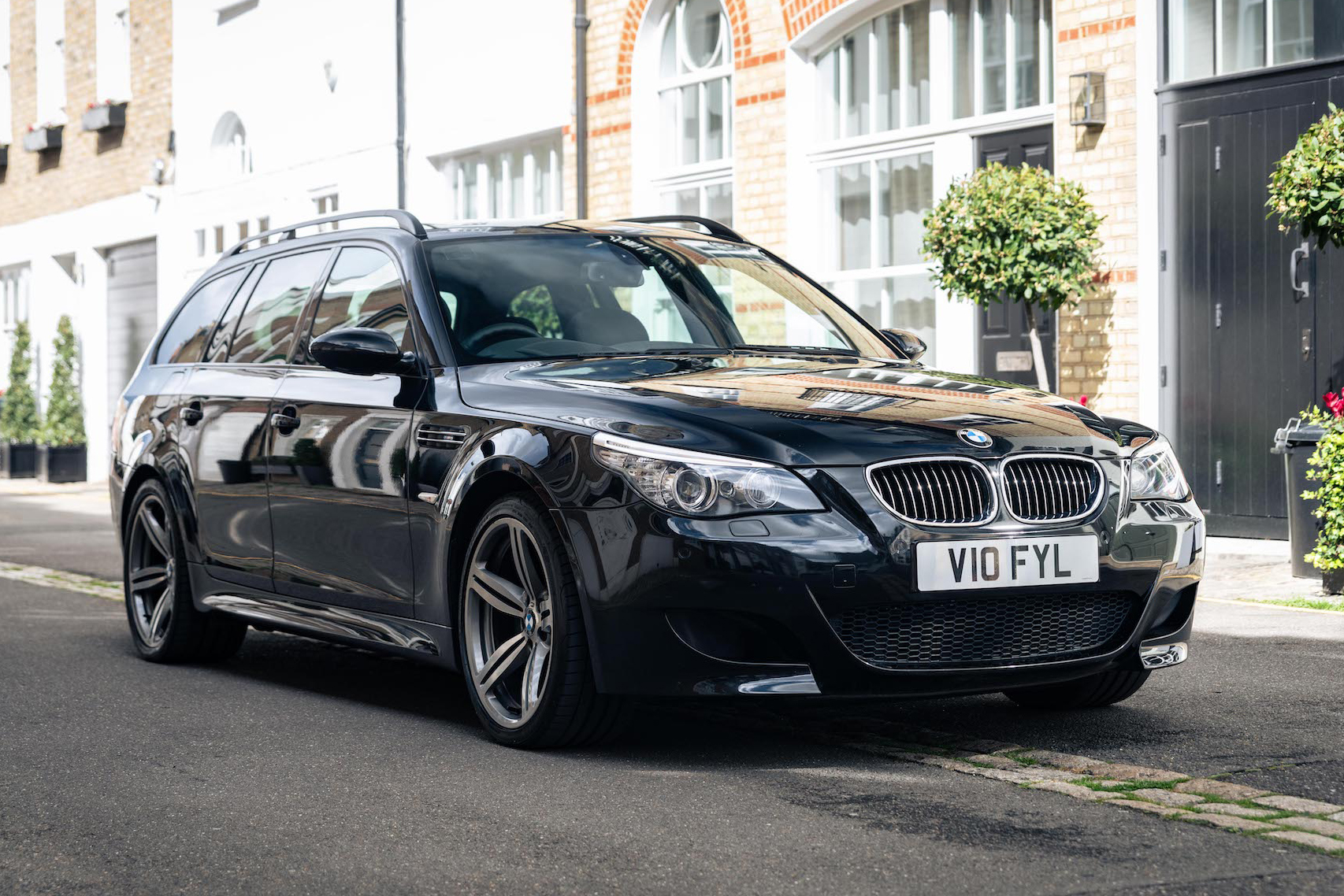 2007 BMW (E61) M5 TOURING - MANUAL CONVERSION