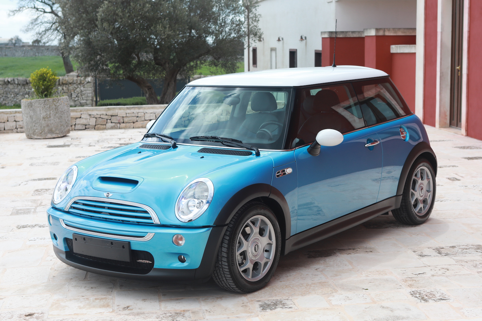 2004 MINI COOPER S JCW - 17,573 KM