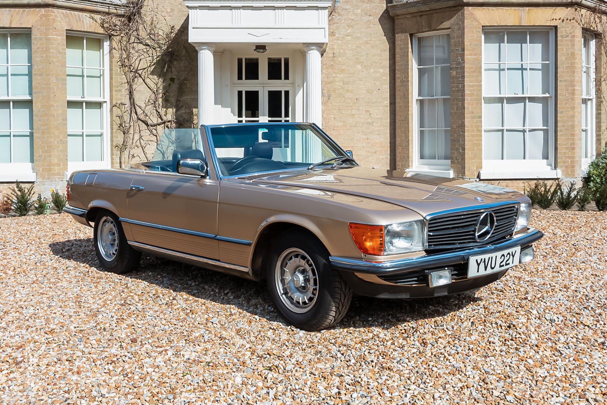 1982 MERCEDES-BENZ (R107) 280 SL - 13,928 MILES