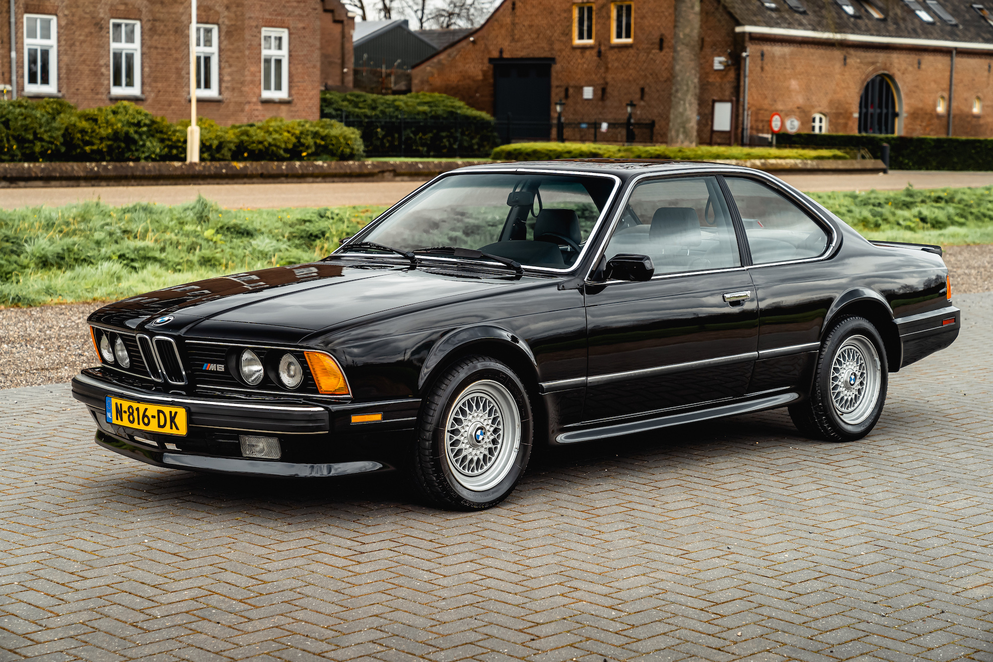 1988 BMW (E24) M6