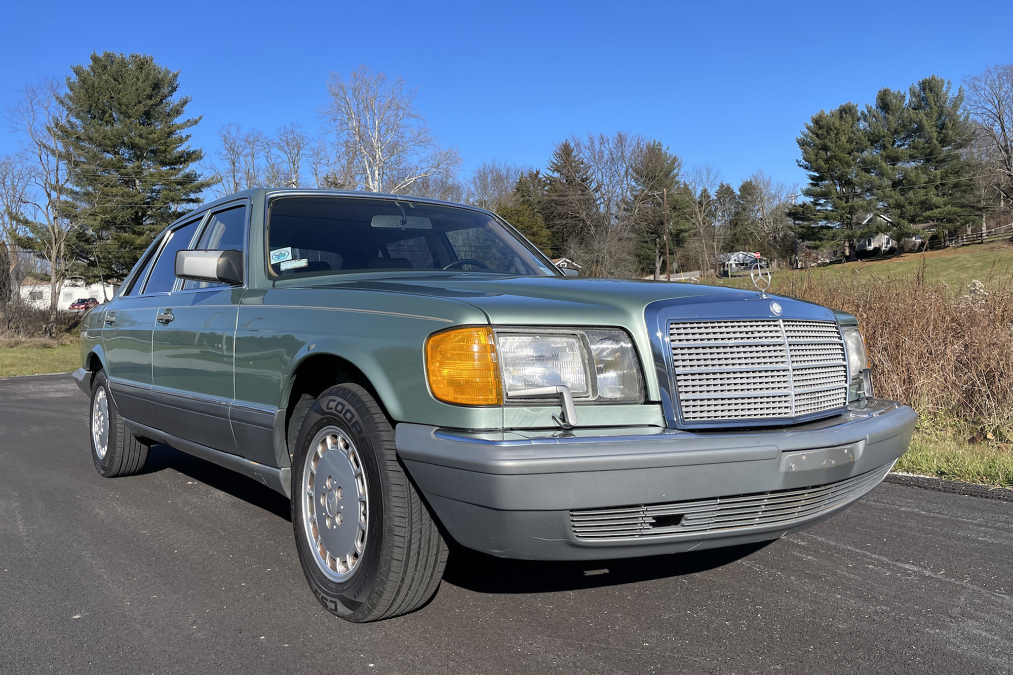 1987 MERCEDES-BENZ (W126) 560 SEL