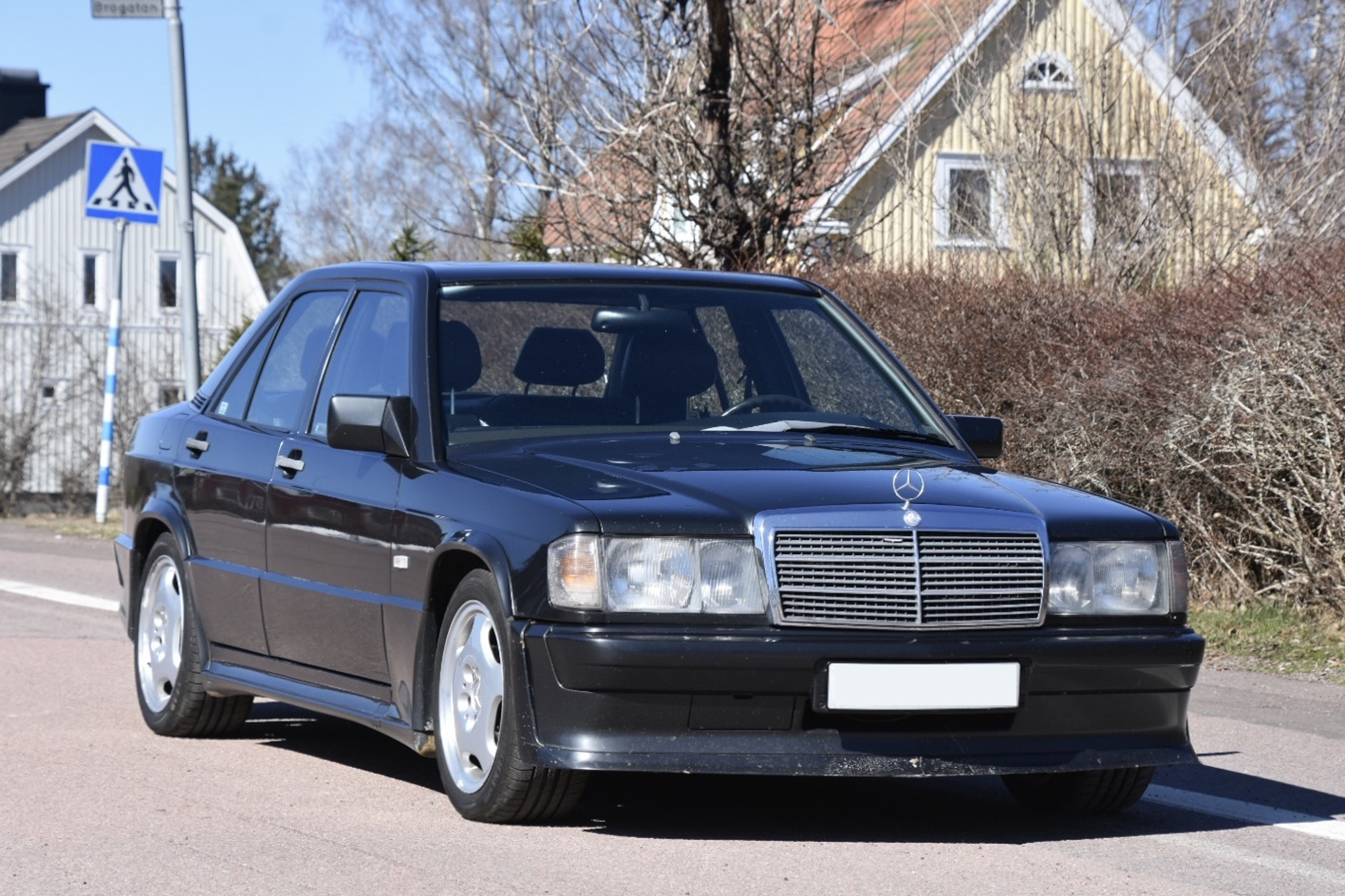 1989 MERCEDES-BENZ 190E 2.5-16V