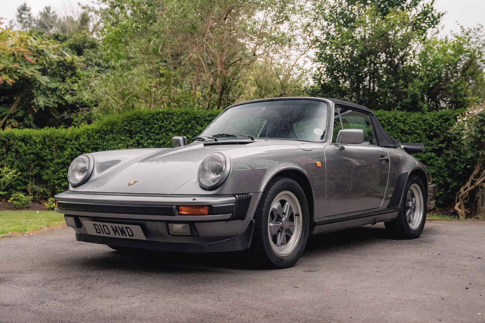 1988 PORSCHE 911 CARRERA 3.2 CABRIOLET 'COMMEMORATIVE EDITION'