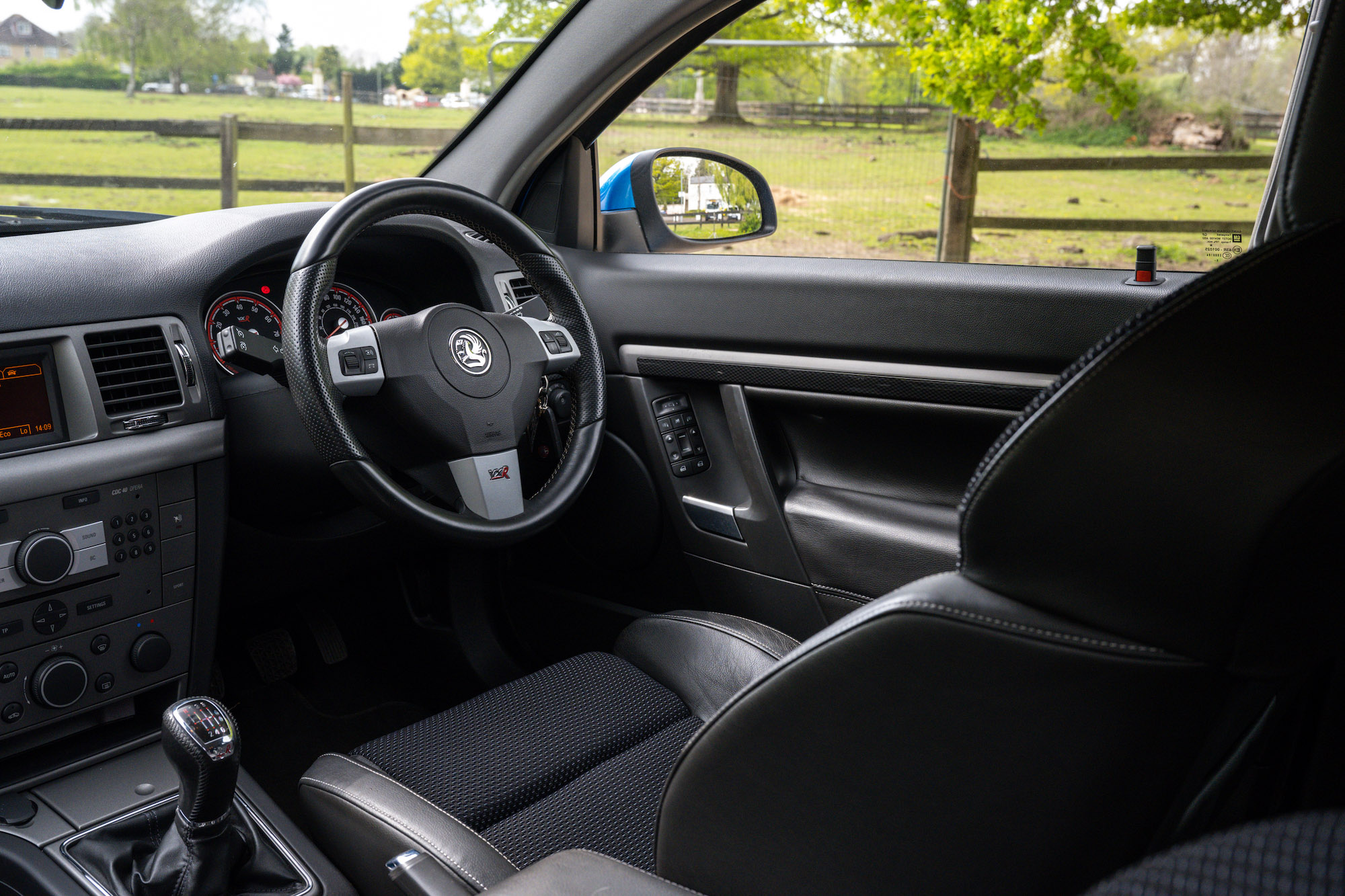 2005 VAUXHALL VECTRA VXR ESTATE 23 303 MILES