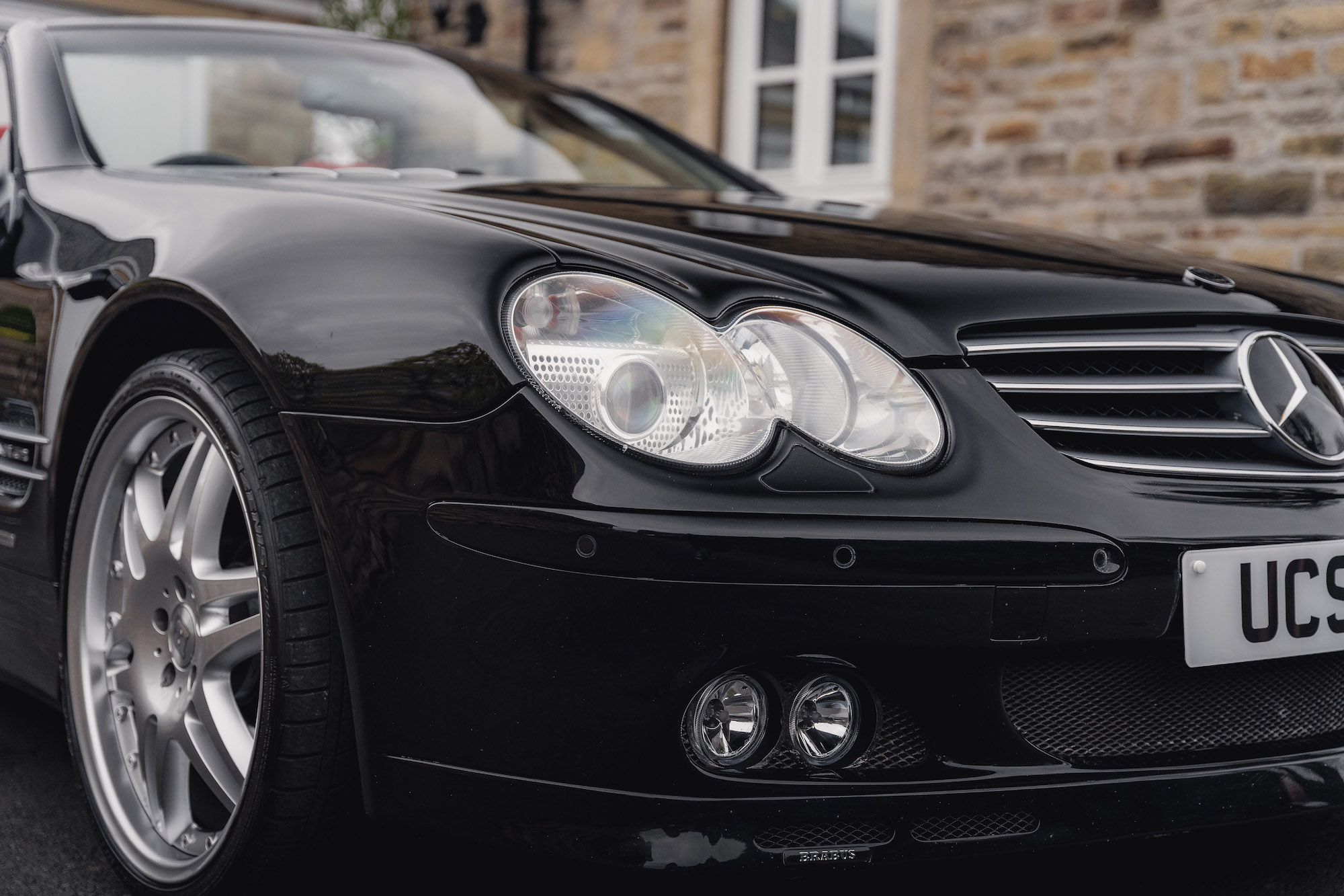 2004 MERCEDES-BENZ (R230) BRABUS SV12 BITURBO ROADSTER - 29,547 MILES