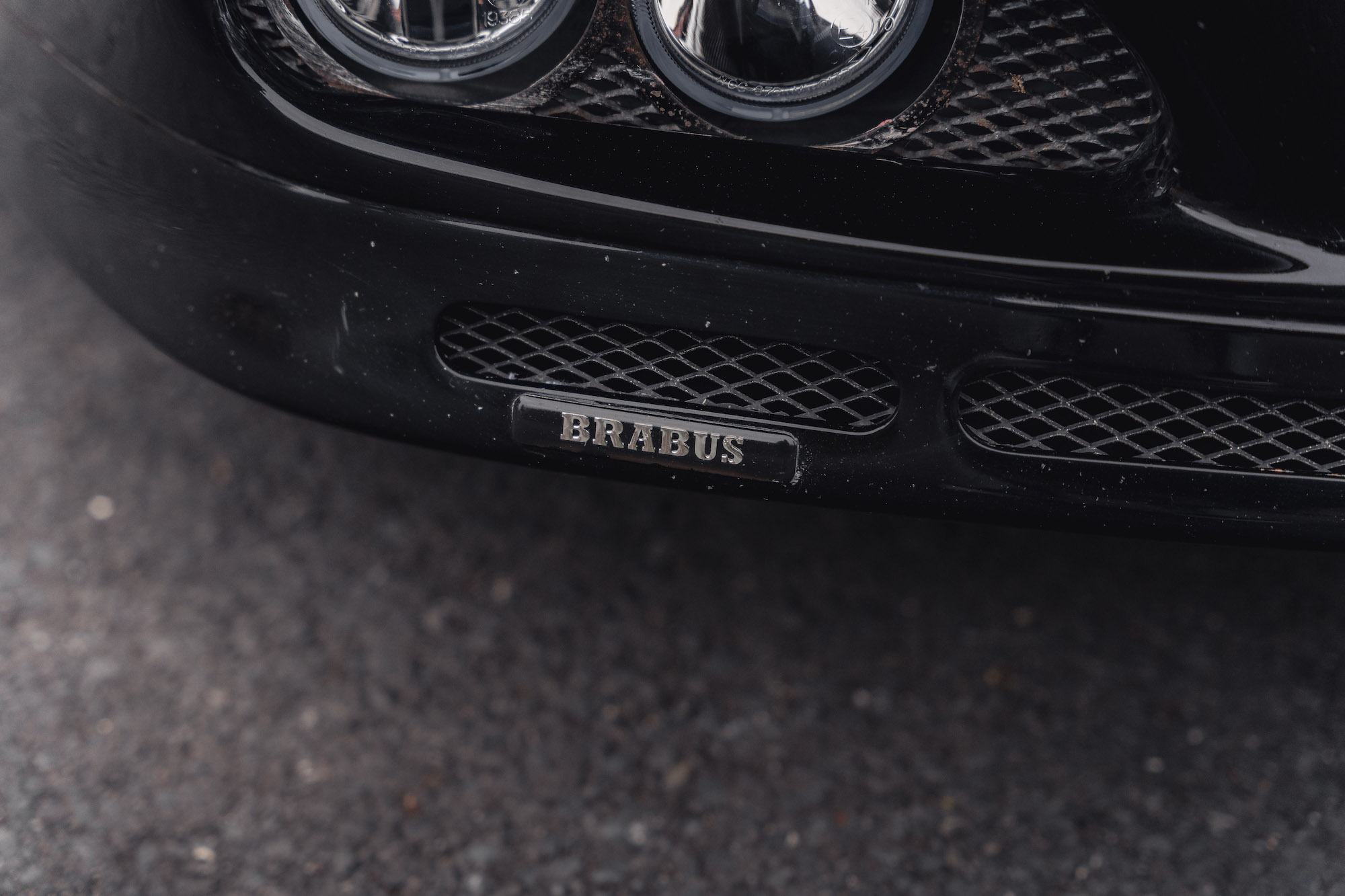 2004 MERCEDES-BENZ (R230) BRABUS SV12 BITURBO ROADSTER - 29,547 MILES