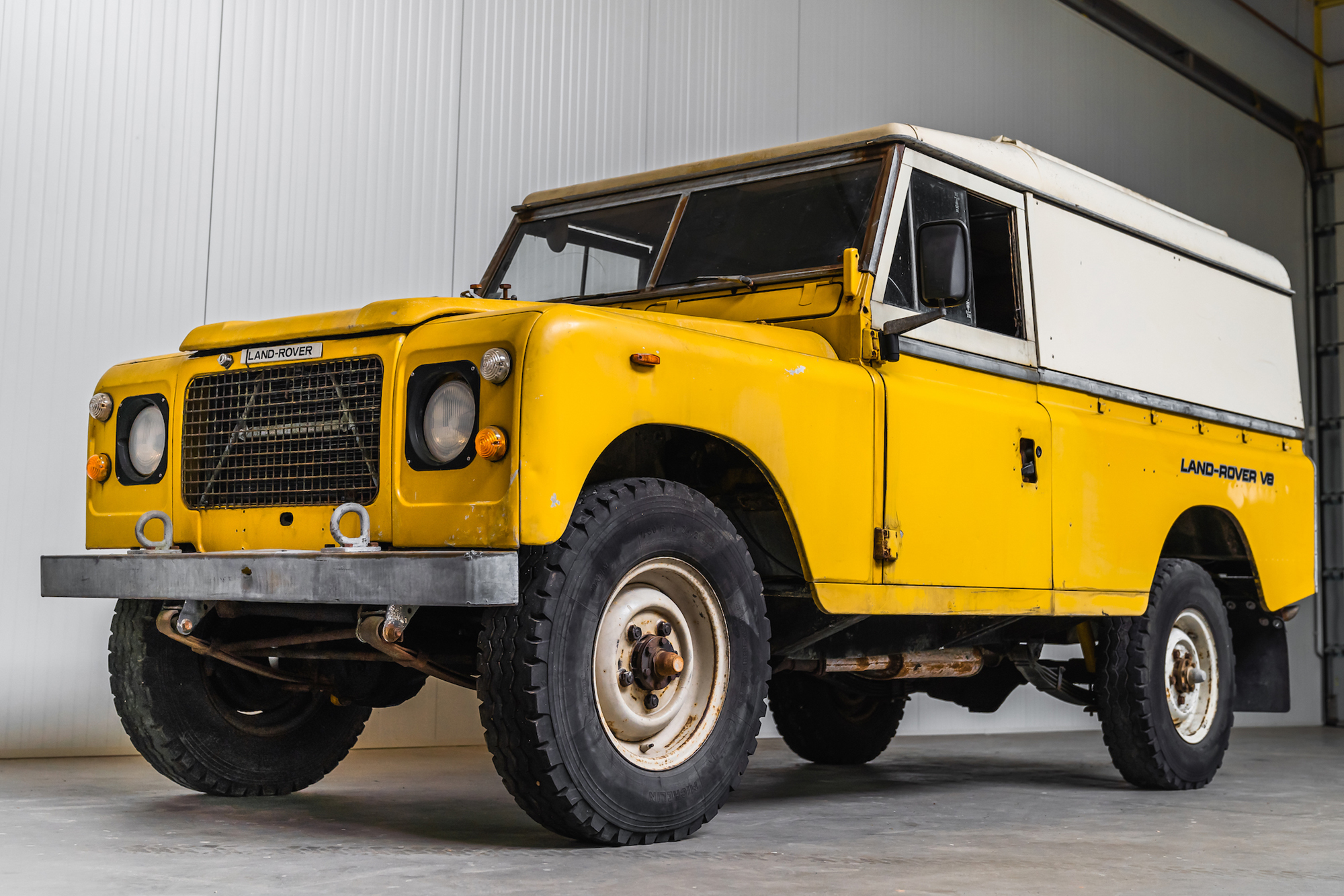 1982 LAND ROVER SERIES III 109" STAGE 1