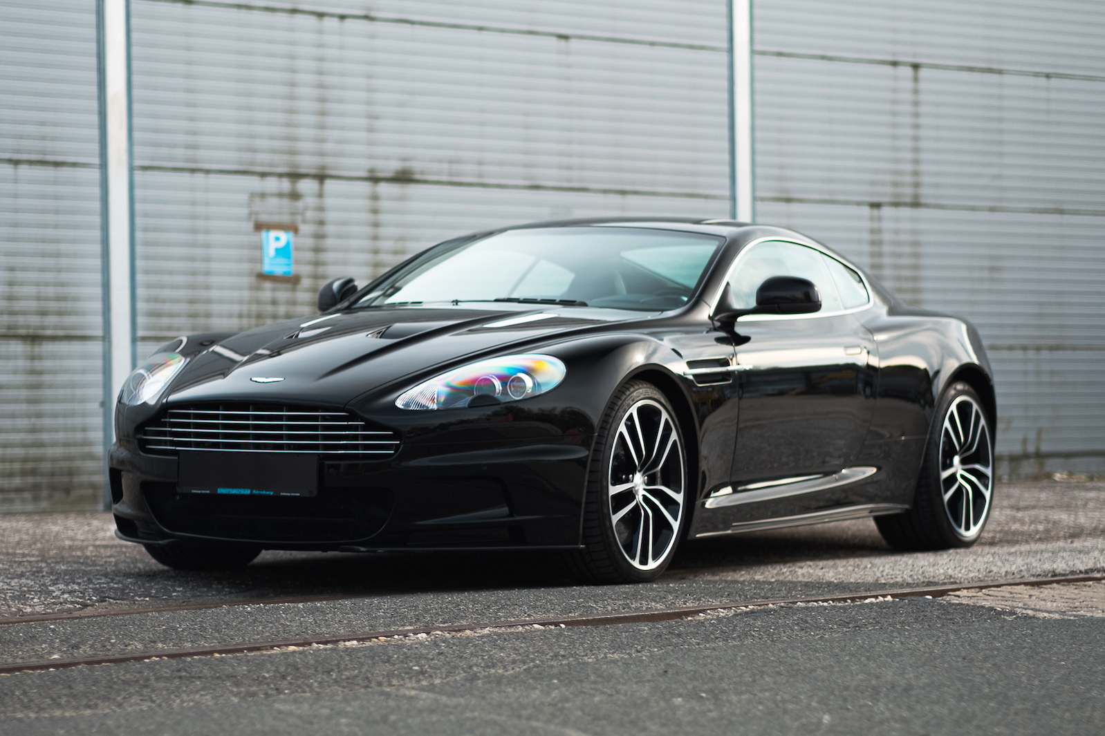 2011 ASTON MARTIN DBS CARBON BLACK EDITION - VAT Q