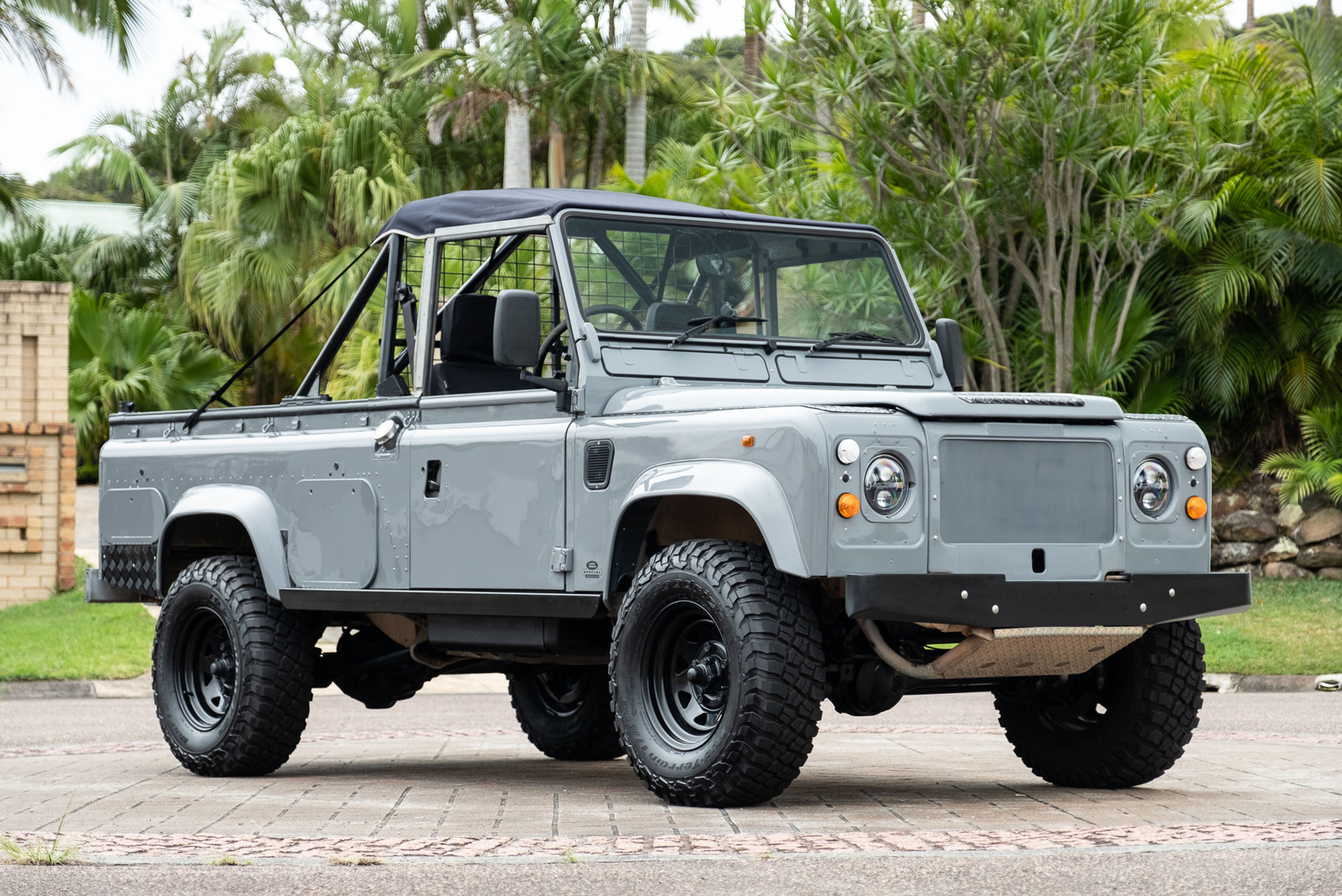 1989 LAND ROVER DEFENDER PERENTIE