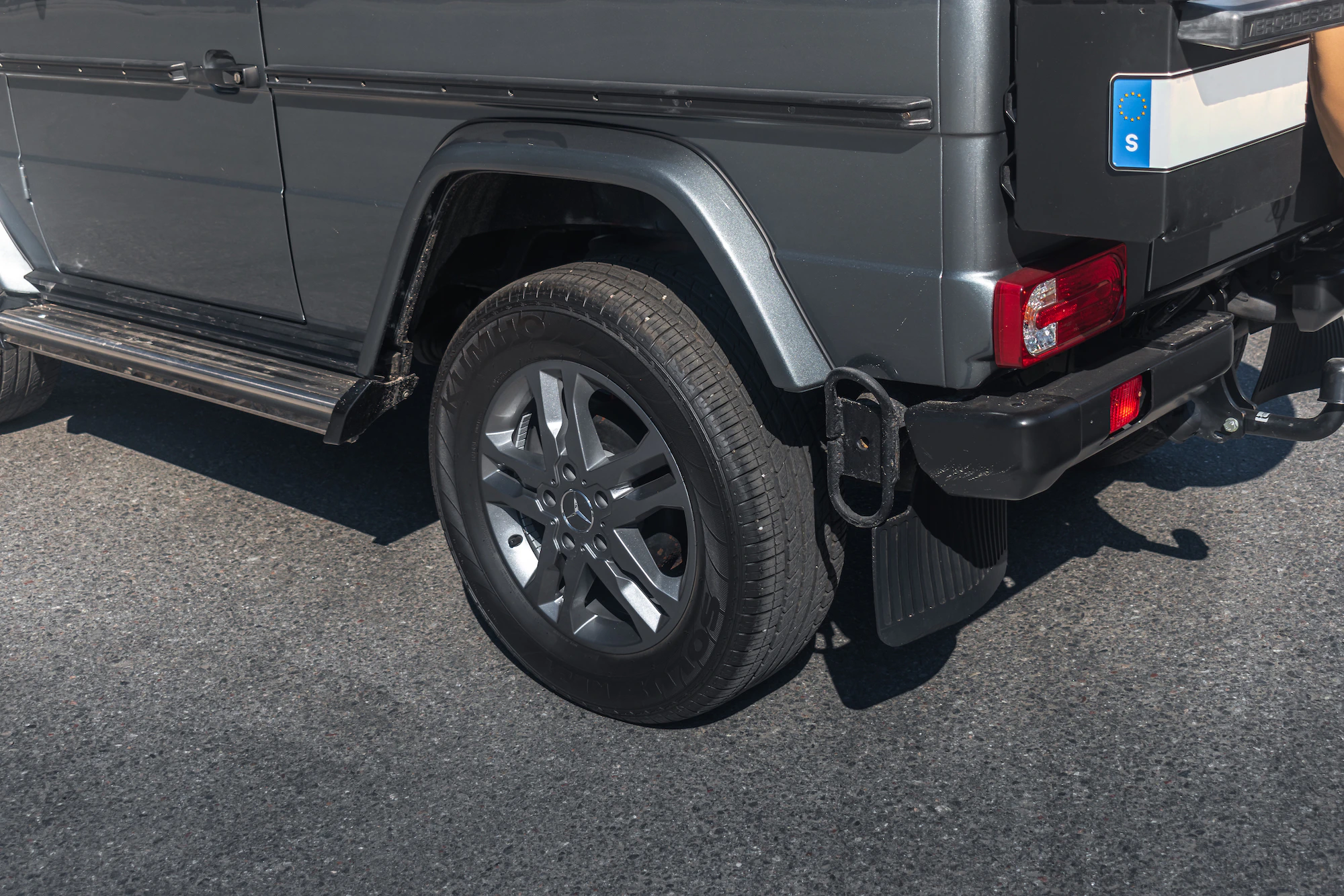 1993 MERCEDES-BENZ (W461) 250 GD WOLF - RESTOMOD