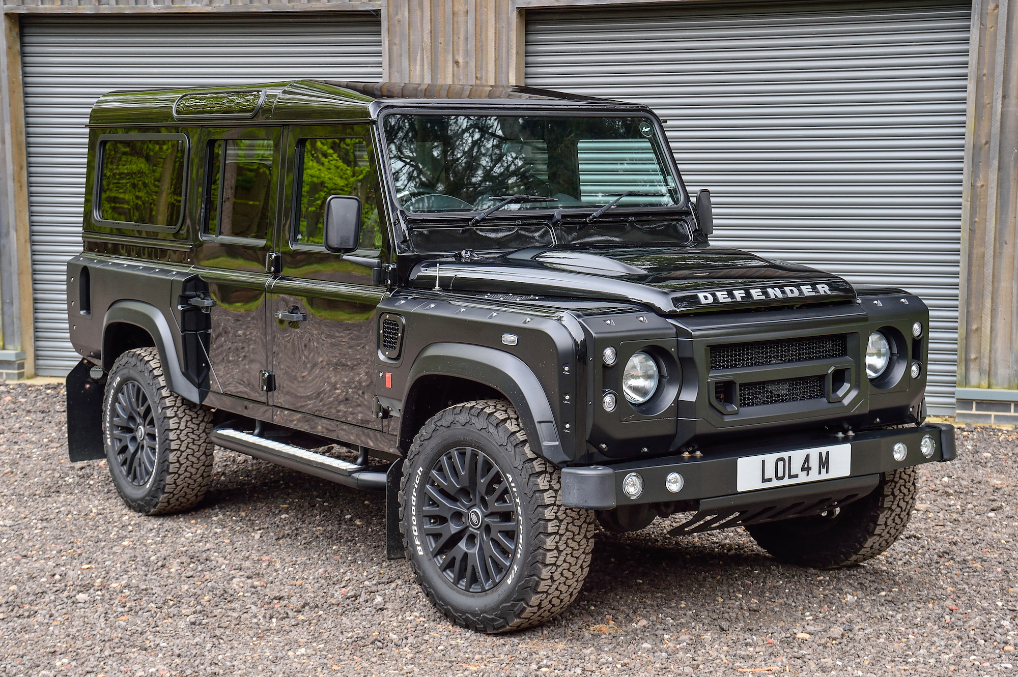 2015 LAND ROVER DEFENDER 110 XS STATION WAGON - CHELSEA TRUCK CO - 3,171 MILES