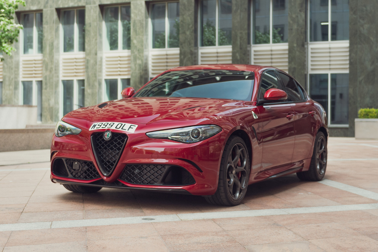 2017 ALFA ROMEO GIULIA QUADRIFOGLIO - 2,900 MILES