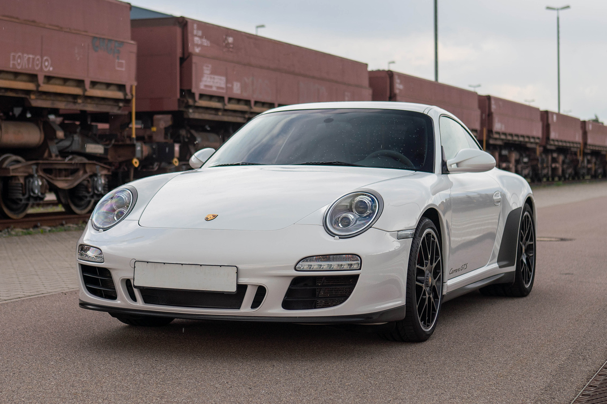 2011 PORSCHE 911 (997.2) CARRERA GTS - MANUAL