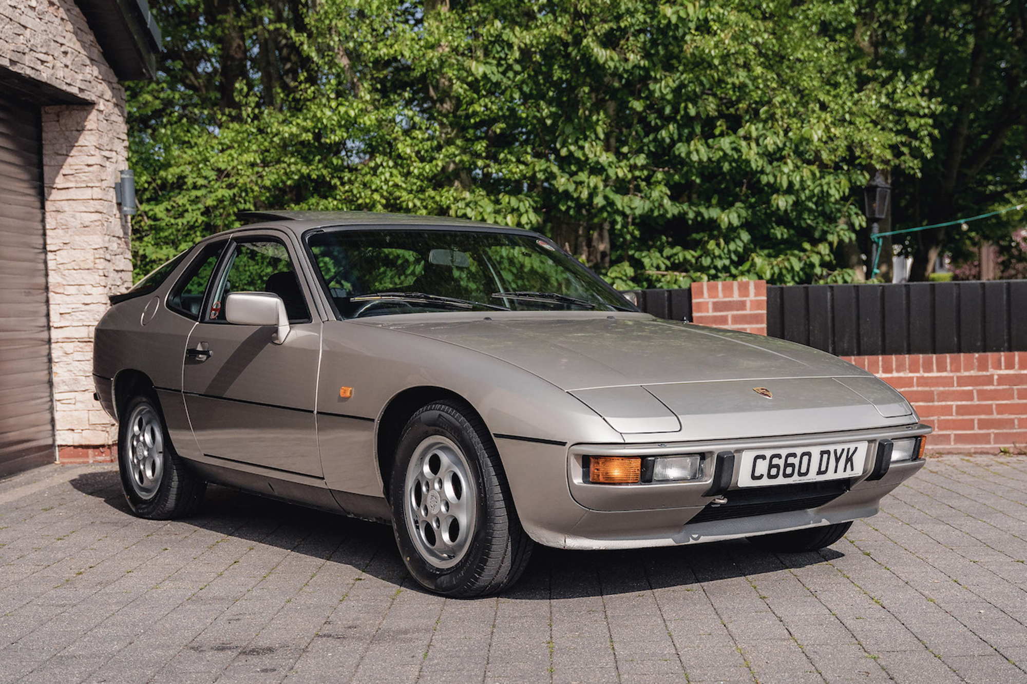 1986 PORSCHE 924 S - 32,713 MILES