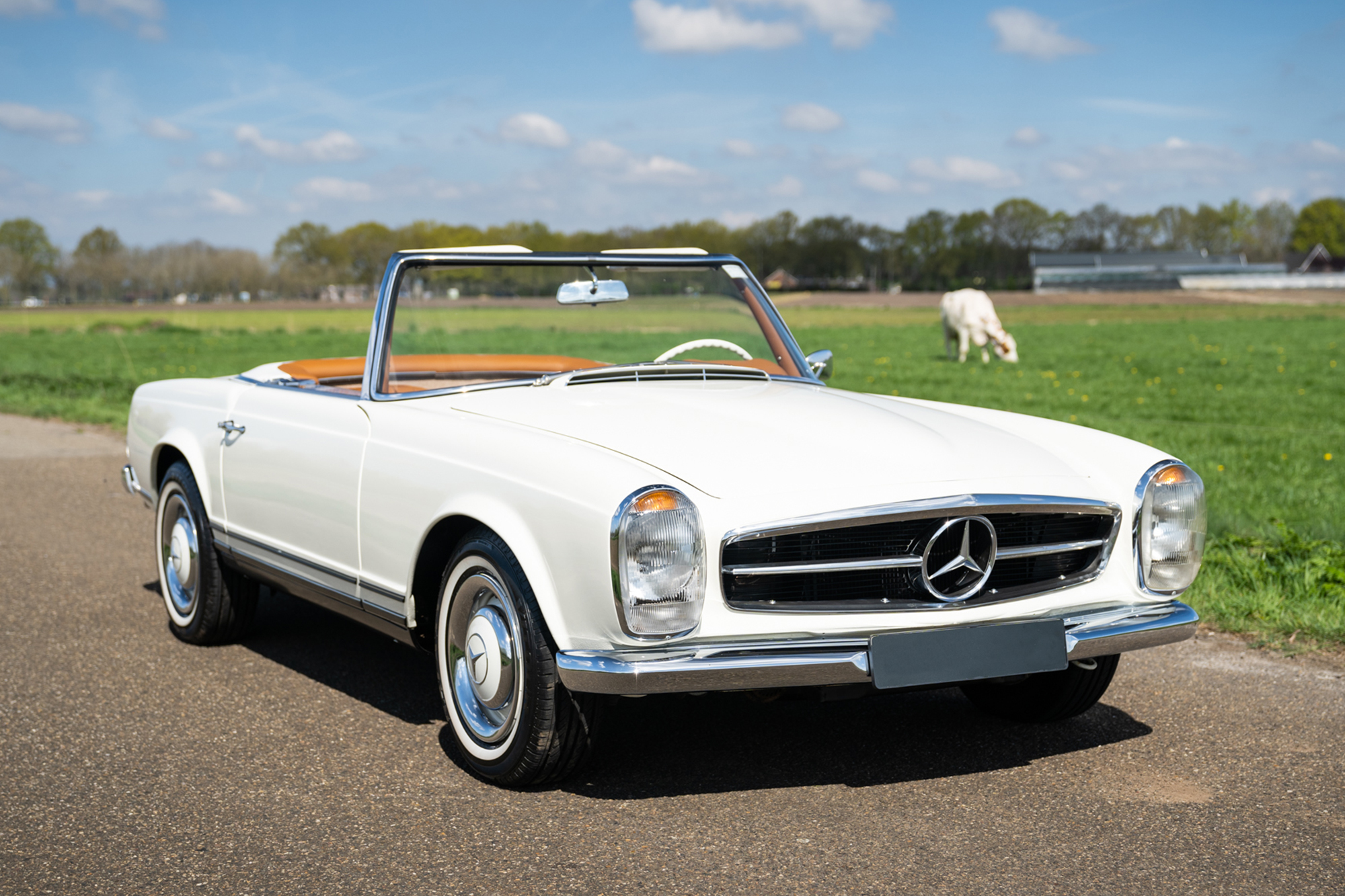 1964 MERCEDES-BENZ 230 SL PAGODA