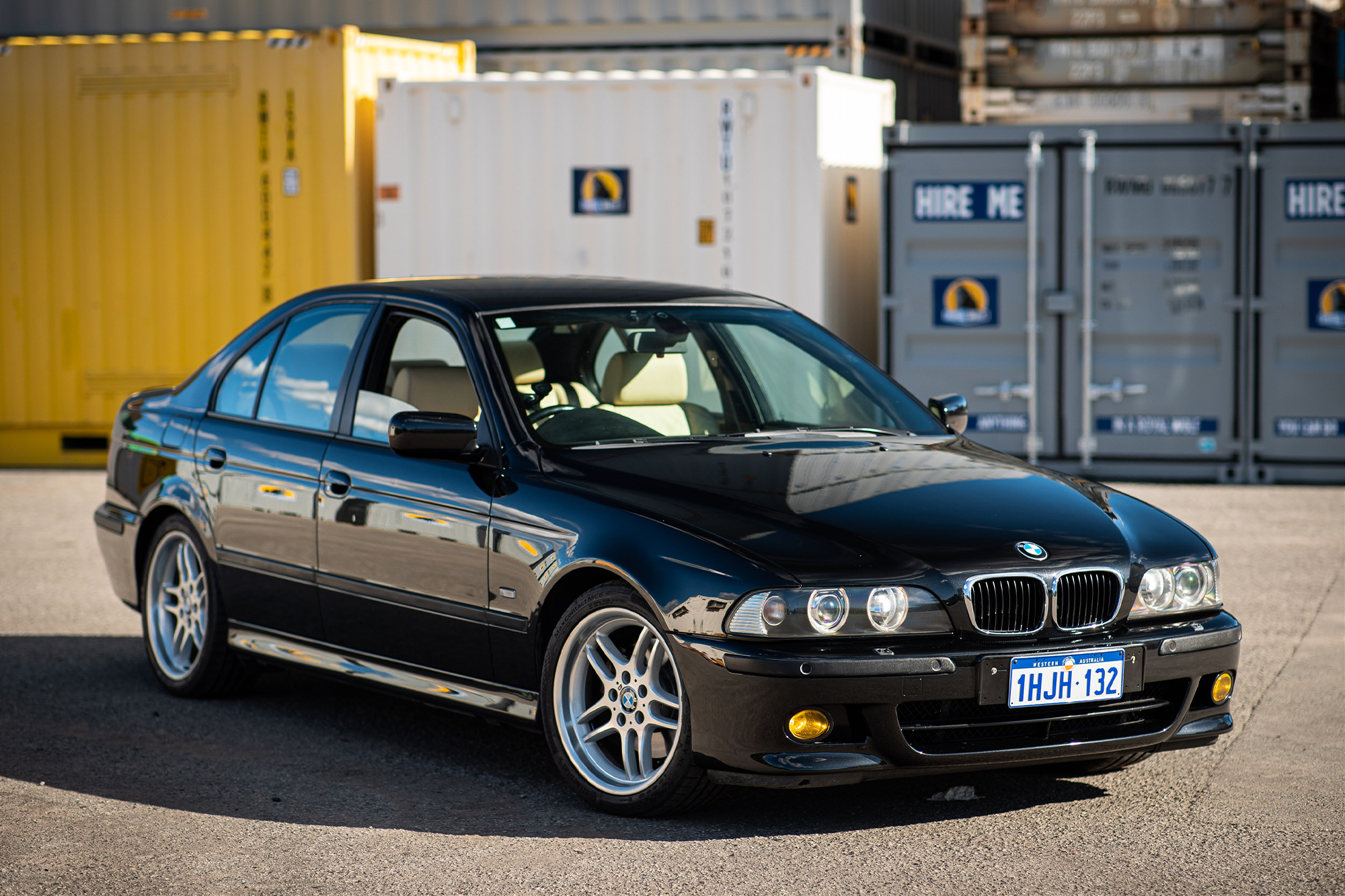 2003 BMW (E39) 530I M SPORT - CHAMPAGNE II EDITION